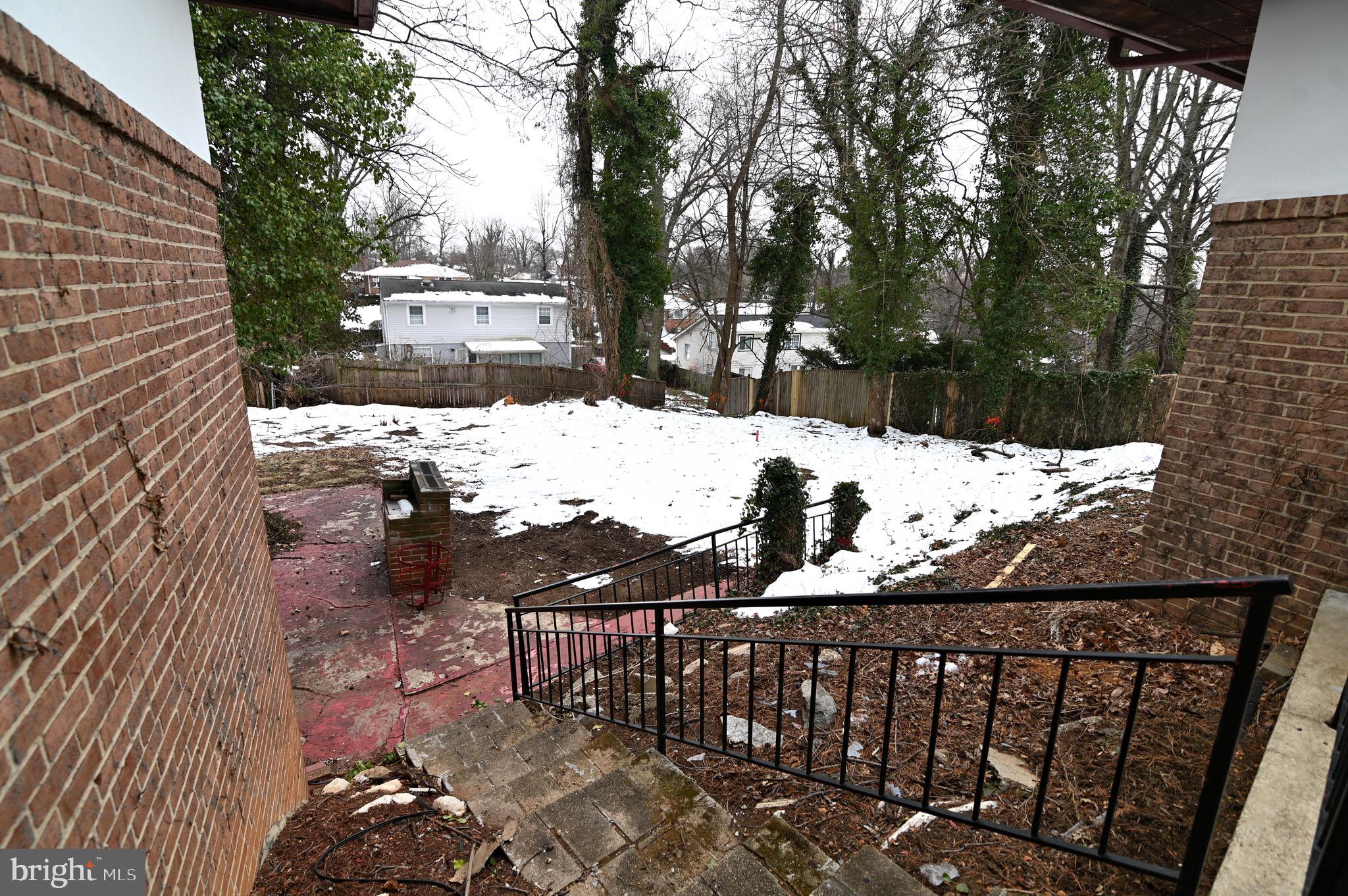 HILLCREST HEIGHTS - Residential Lease