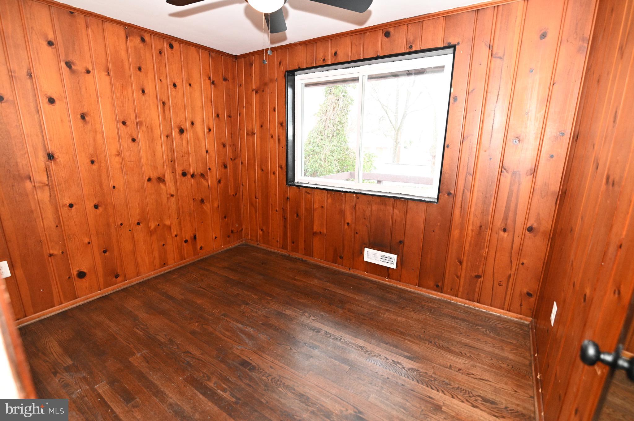 HILLCREST HEIGHTS - Residential Lease