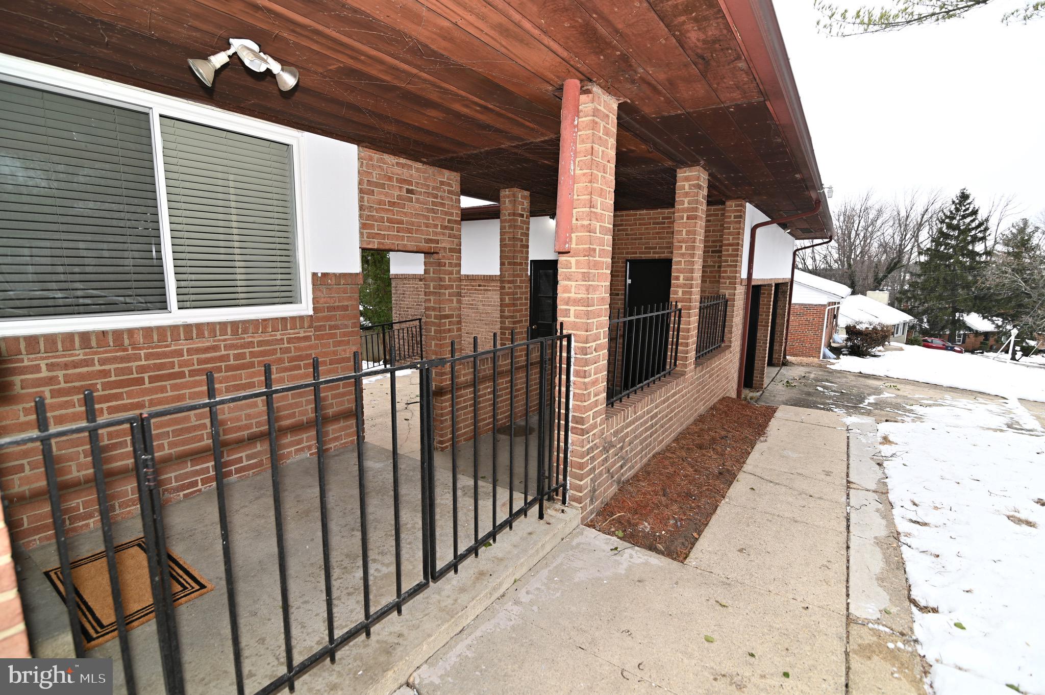 HILLCREST HEIGHTS - Residential Lease