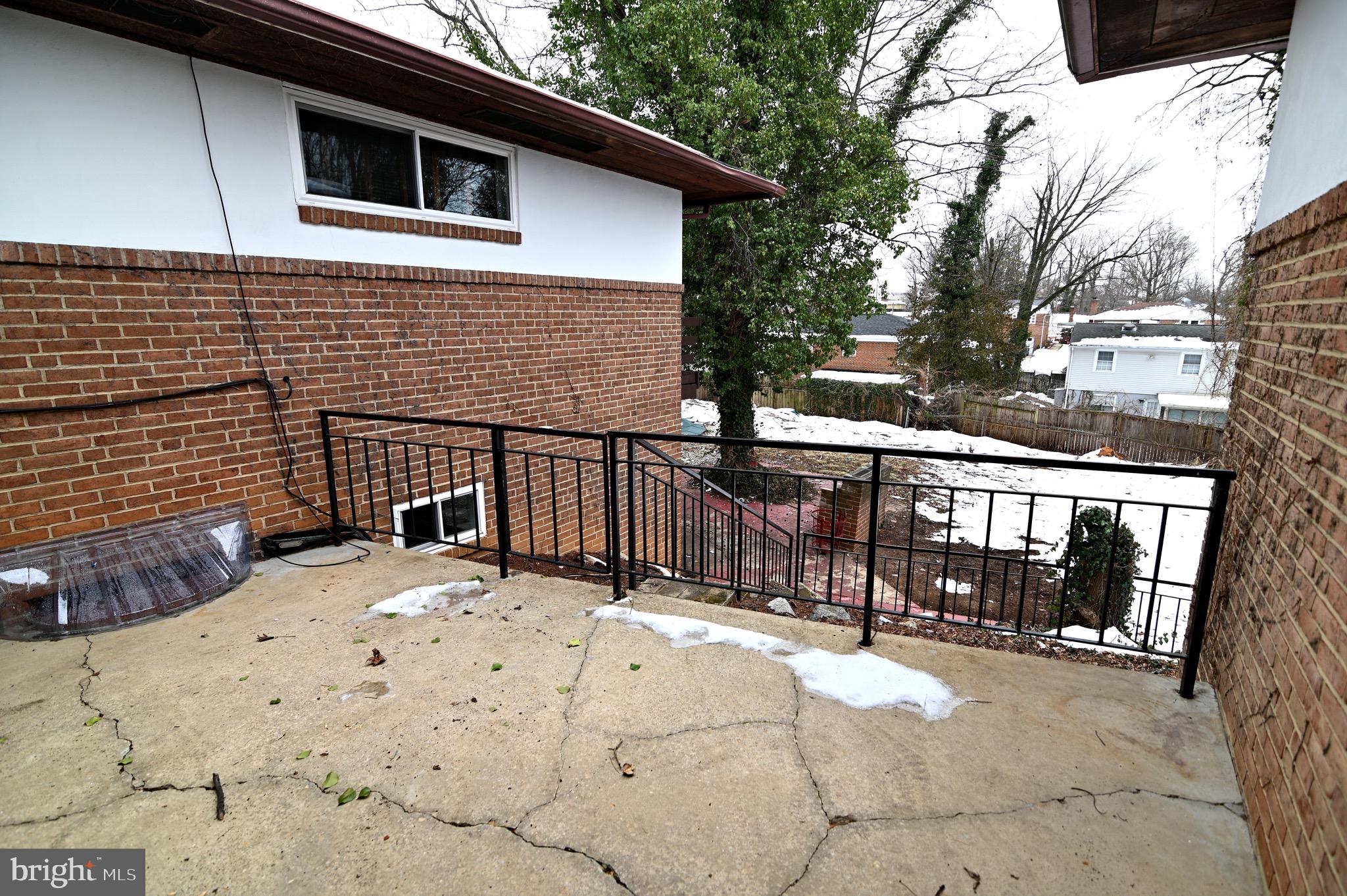 HILLCREST HEIGHTS - Residential Lease