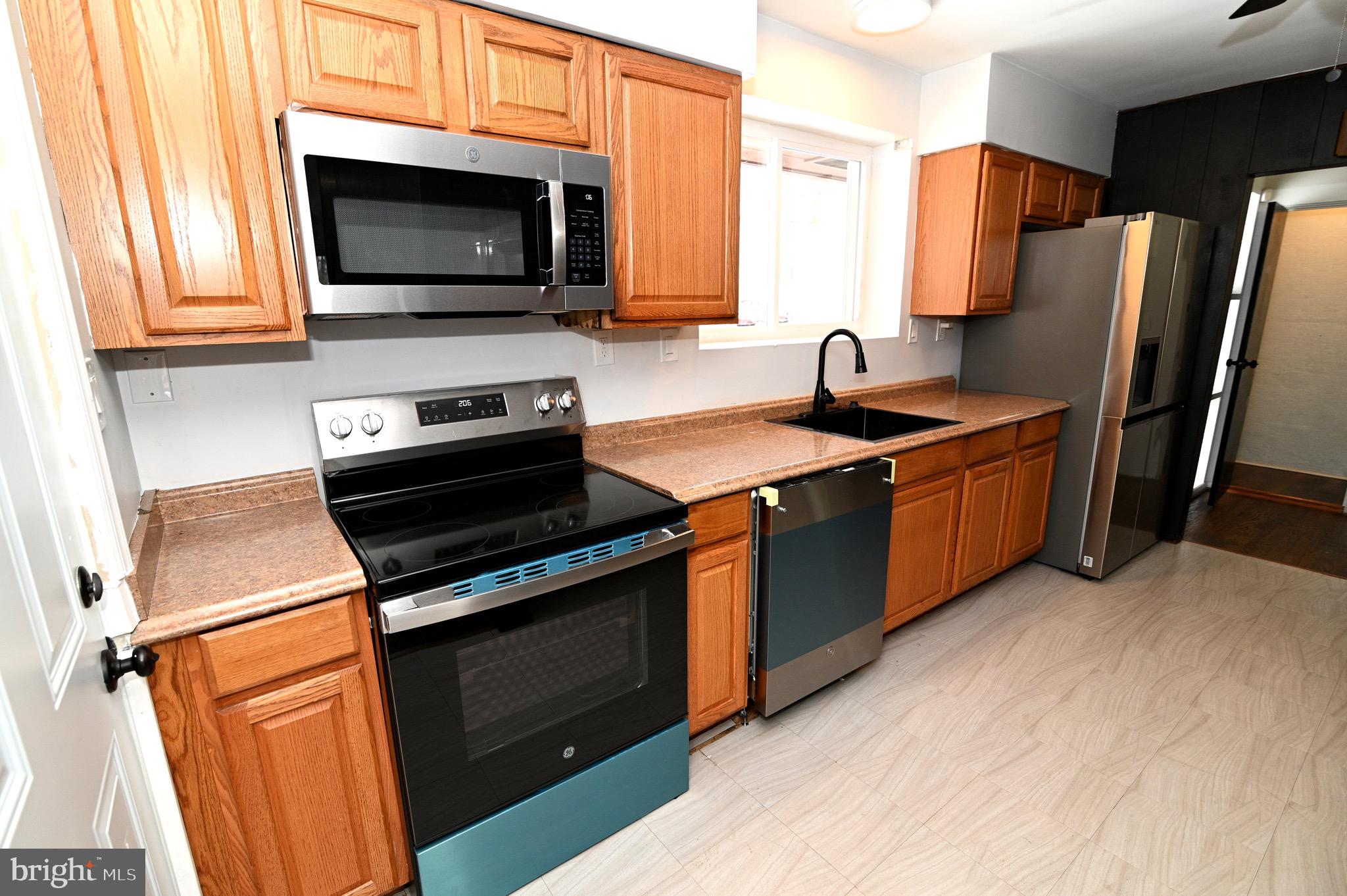 HILLCREST HEIGHTS - Residential Lease