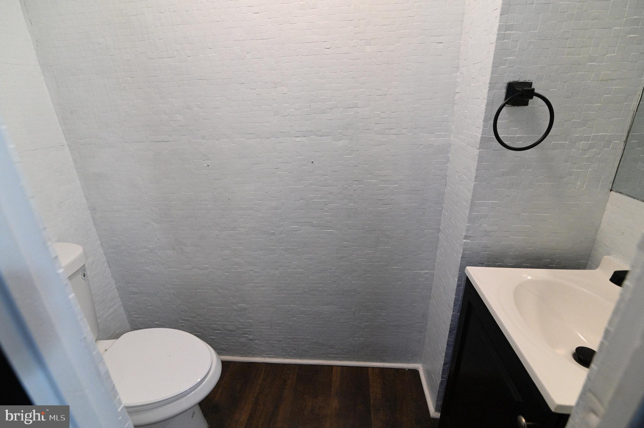 HILLCREST HEIGHTS - Residential Lease