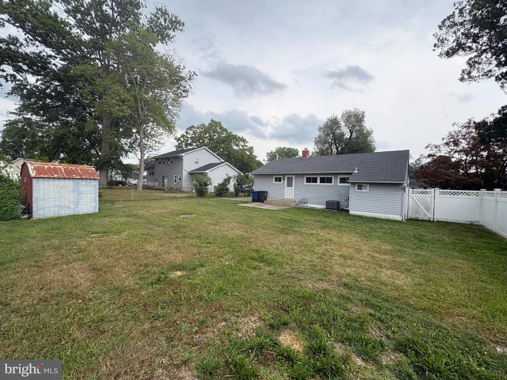 27 Yorktown Road, Bordentown, NJ 08505