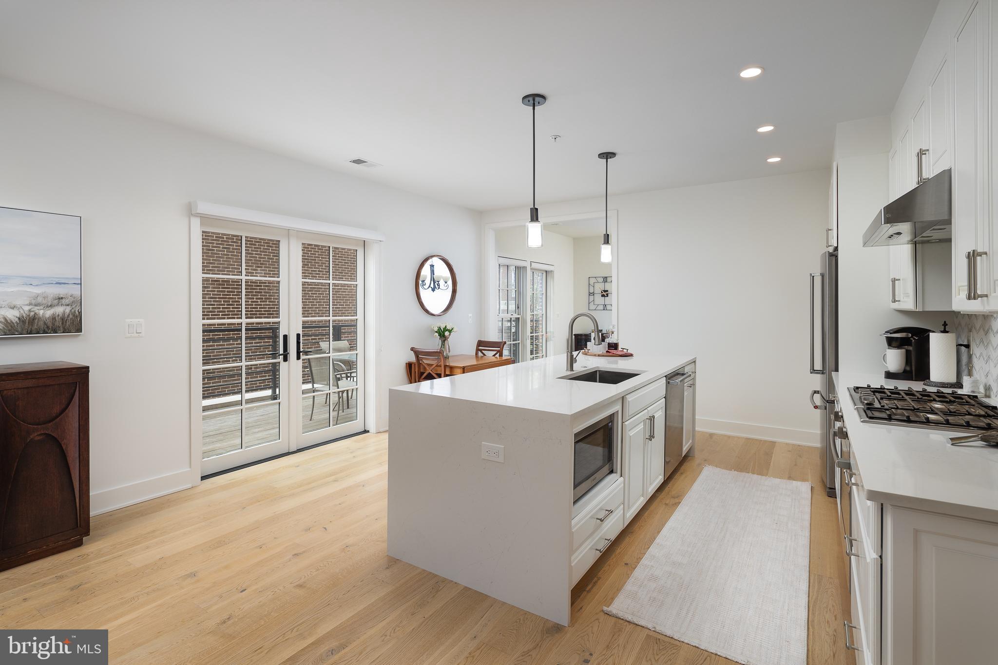 BOTTLING HOUSE - Residential