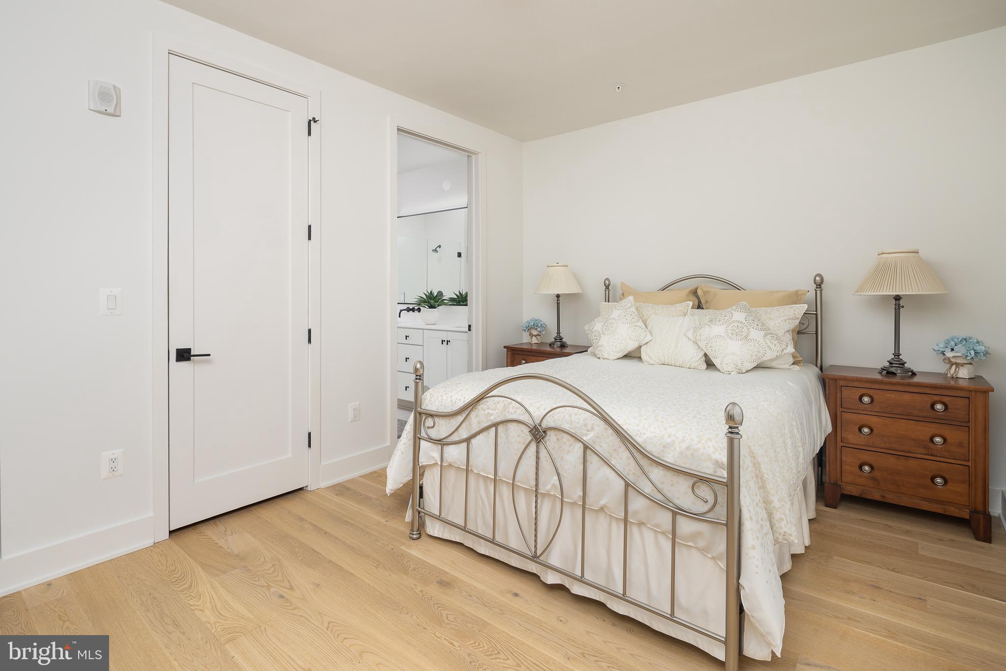 BOTTLING HOUSE - Residential