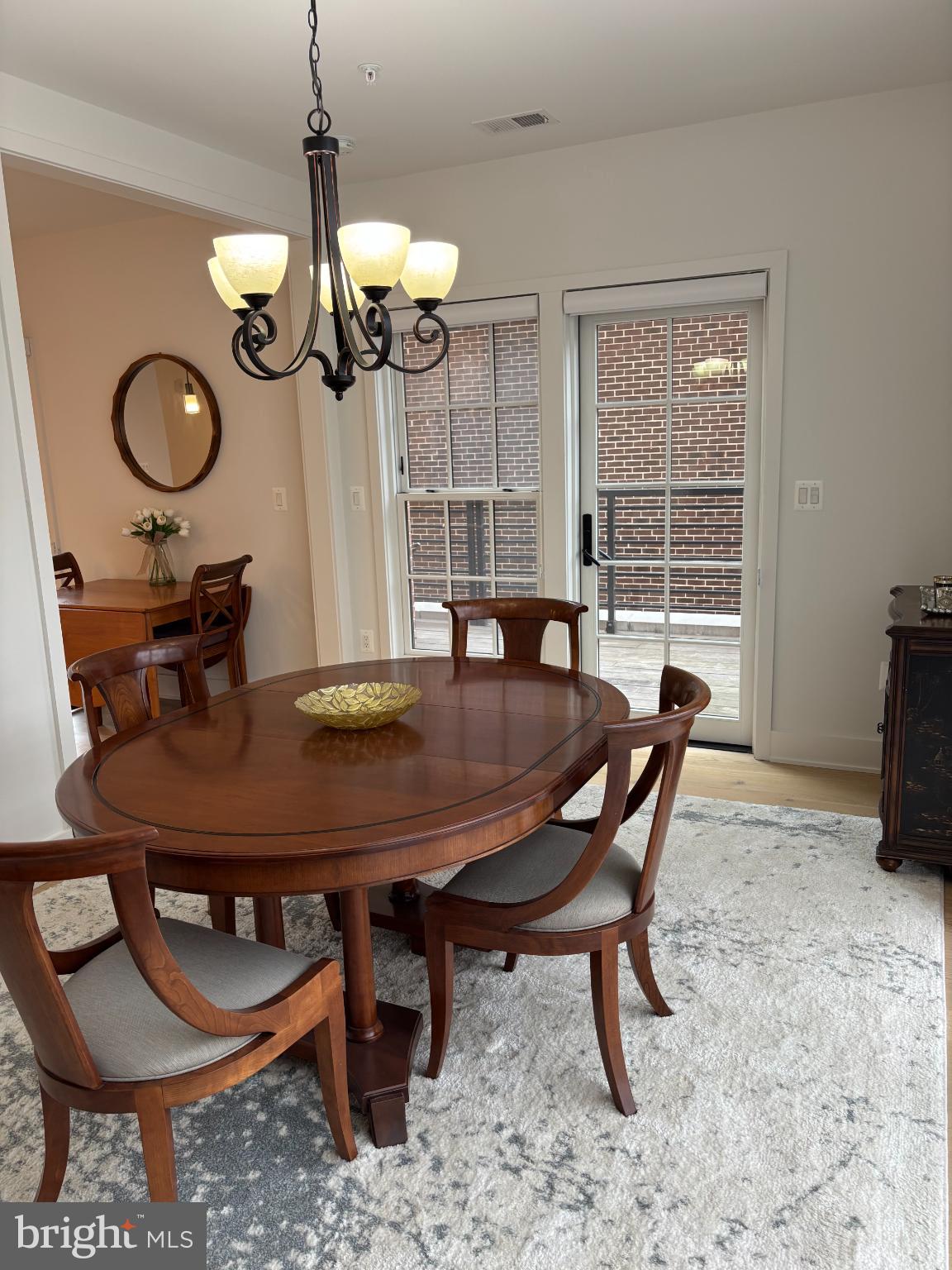 521 N WASHINGTON STREET 102