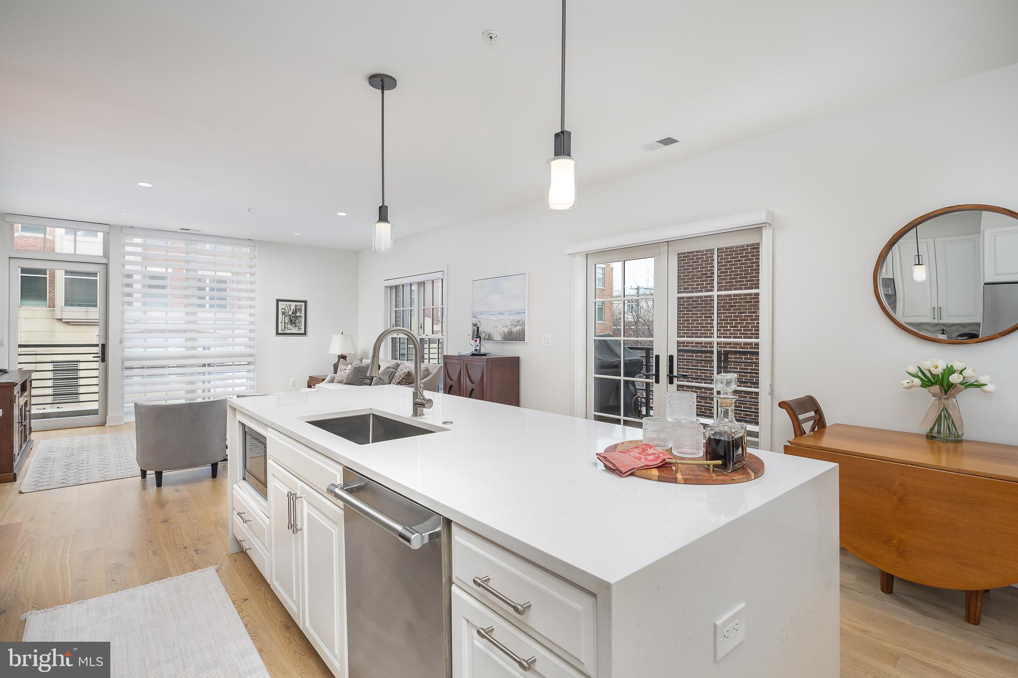 BOTTLING HOUSE - Residential