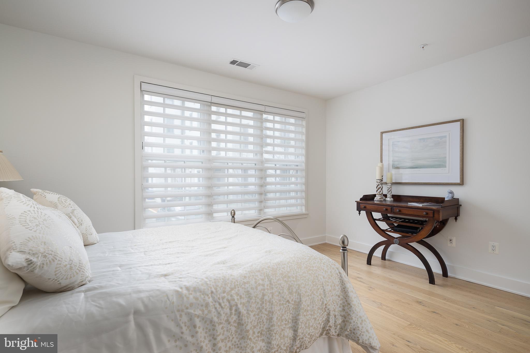 BOTTLING HOUSE - Residential