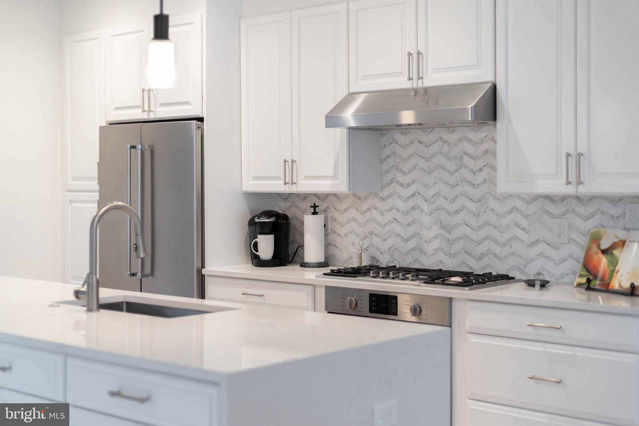 BOTTLING HOUSE - Residential