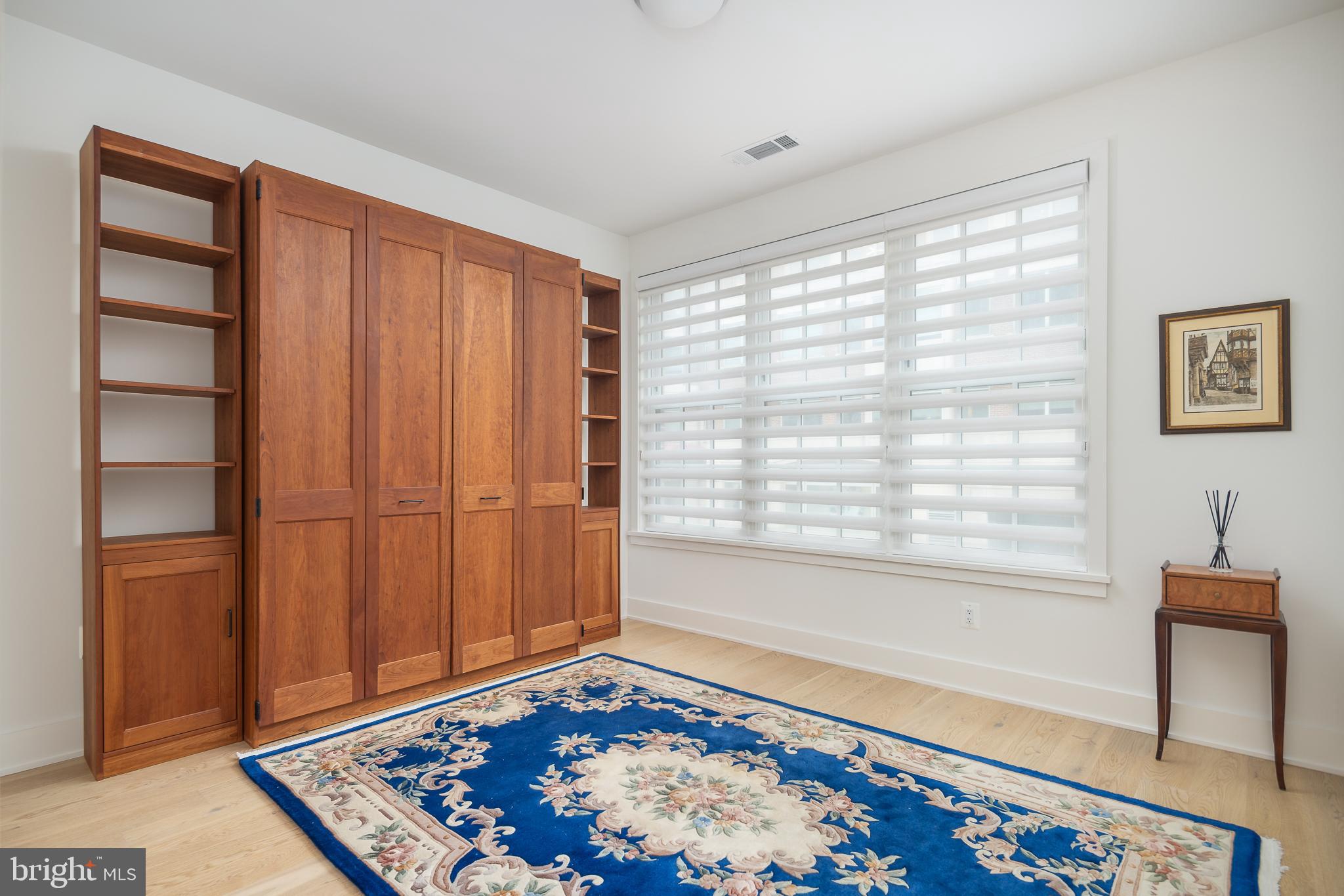 BOTTLING HOUSE - Residential