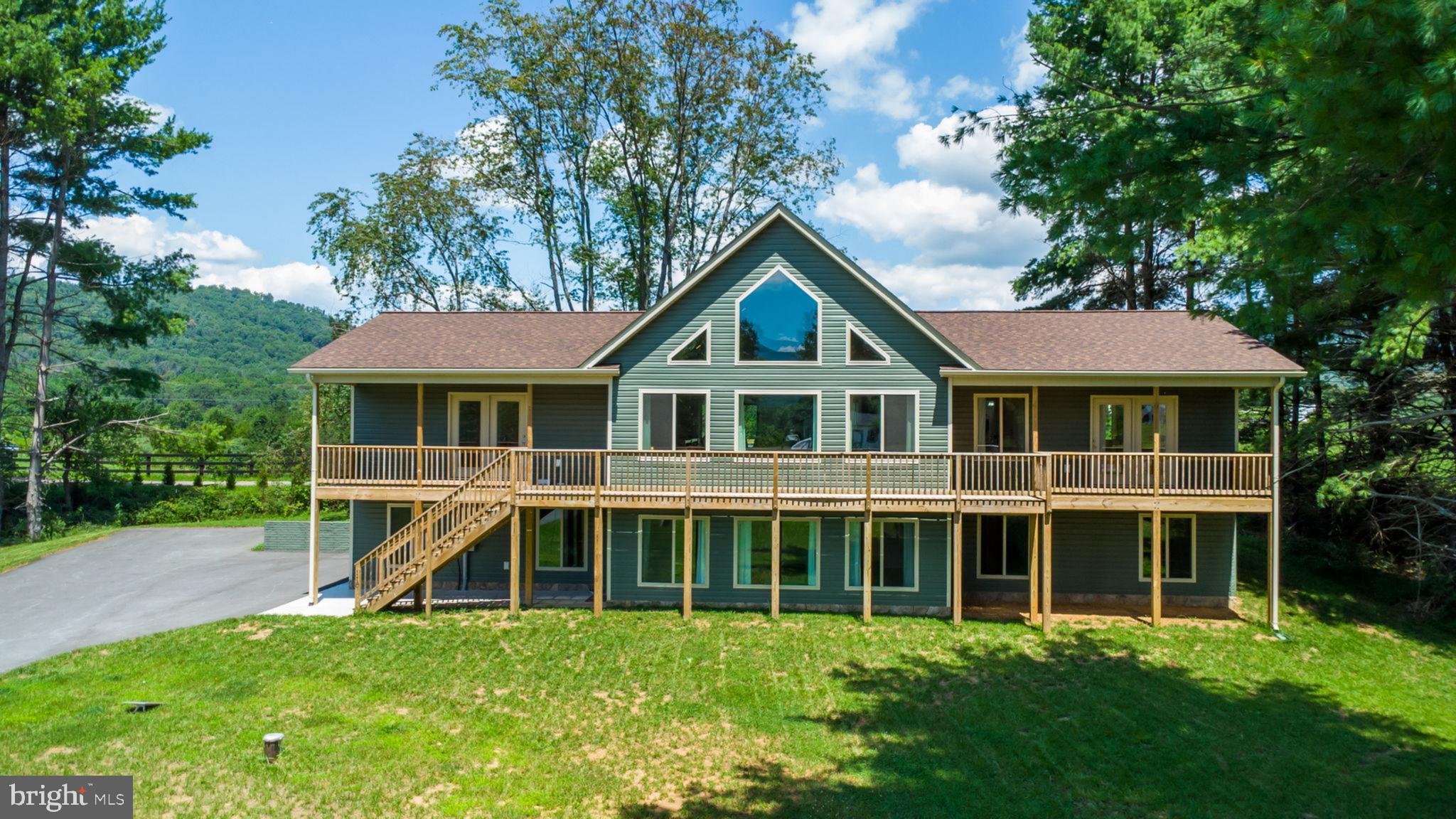 118 EVERGREEN COURT
