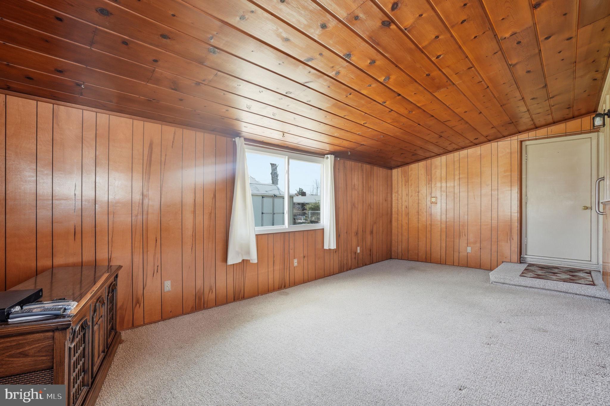 SPRINGFIELD ESTATES - Residential