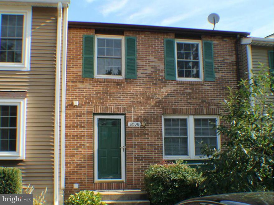 GREAT LOCATION CLOSE TO TYSONS TRANSPORT AND SHOPPING. SHOWS LIKE MODEL WITH STYLE AND ELEGANCE IN EVERY DETAIL. FIRST TIME TO RENT. GENEROUSE DECK AND FULLY FINISHED WALKOUT BASEMENT. STAINLESS APPLIANCES, GRANITE COUNTERS AND GLEAMING HARDWOOD ON MAIN AND UPPER LEVELS. THIRD FULL BATH , LAUNDRY ROOM AND OFFICE IN BASEMENT. READY FOR IMMEDIATE MOVE IN.