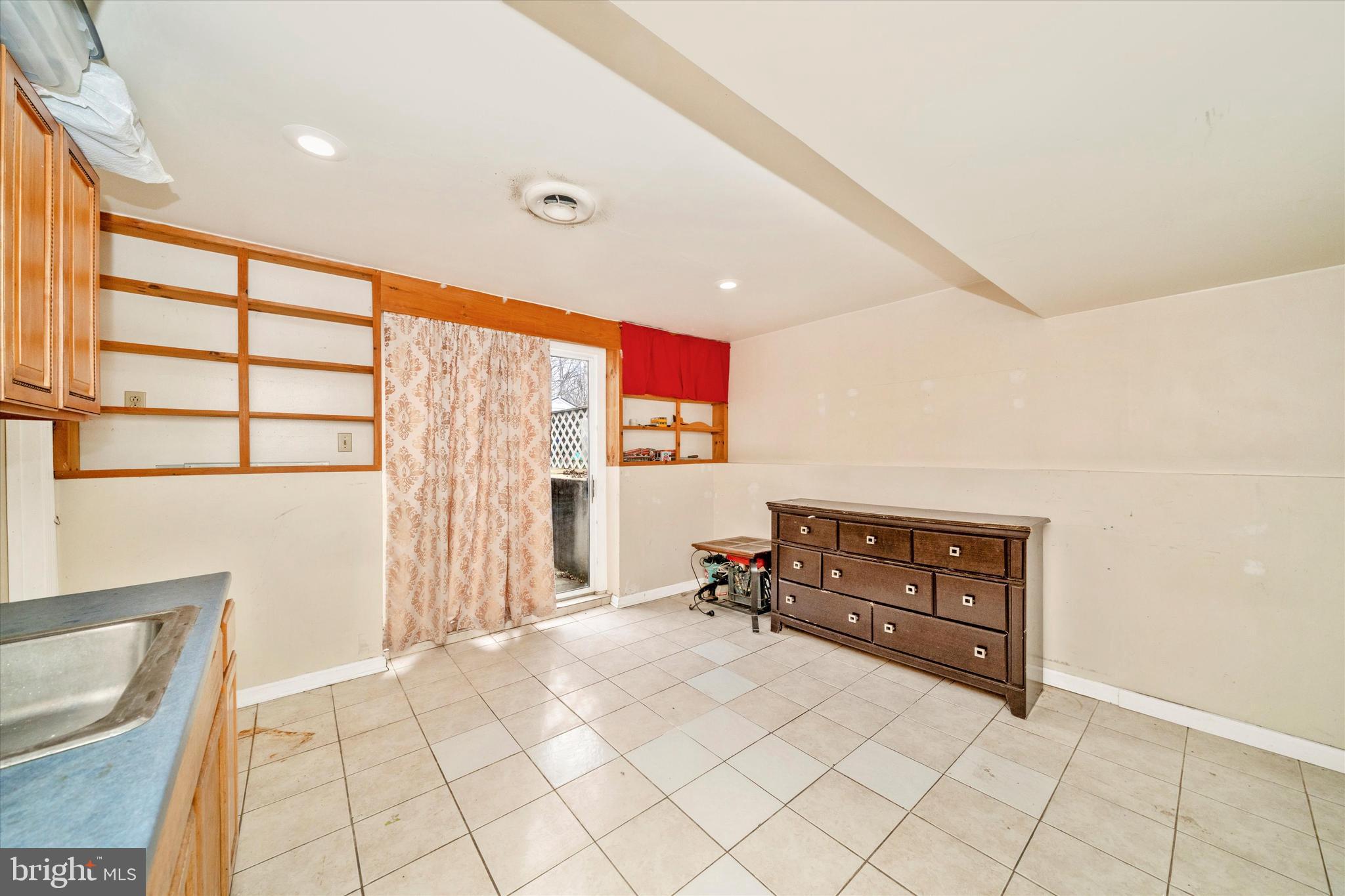 VILLAGE OF PAWNEE - Residential