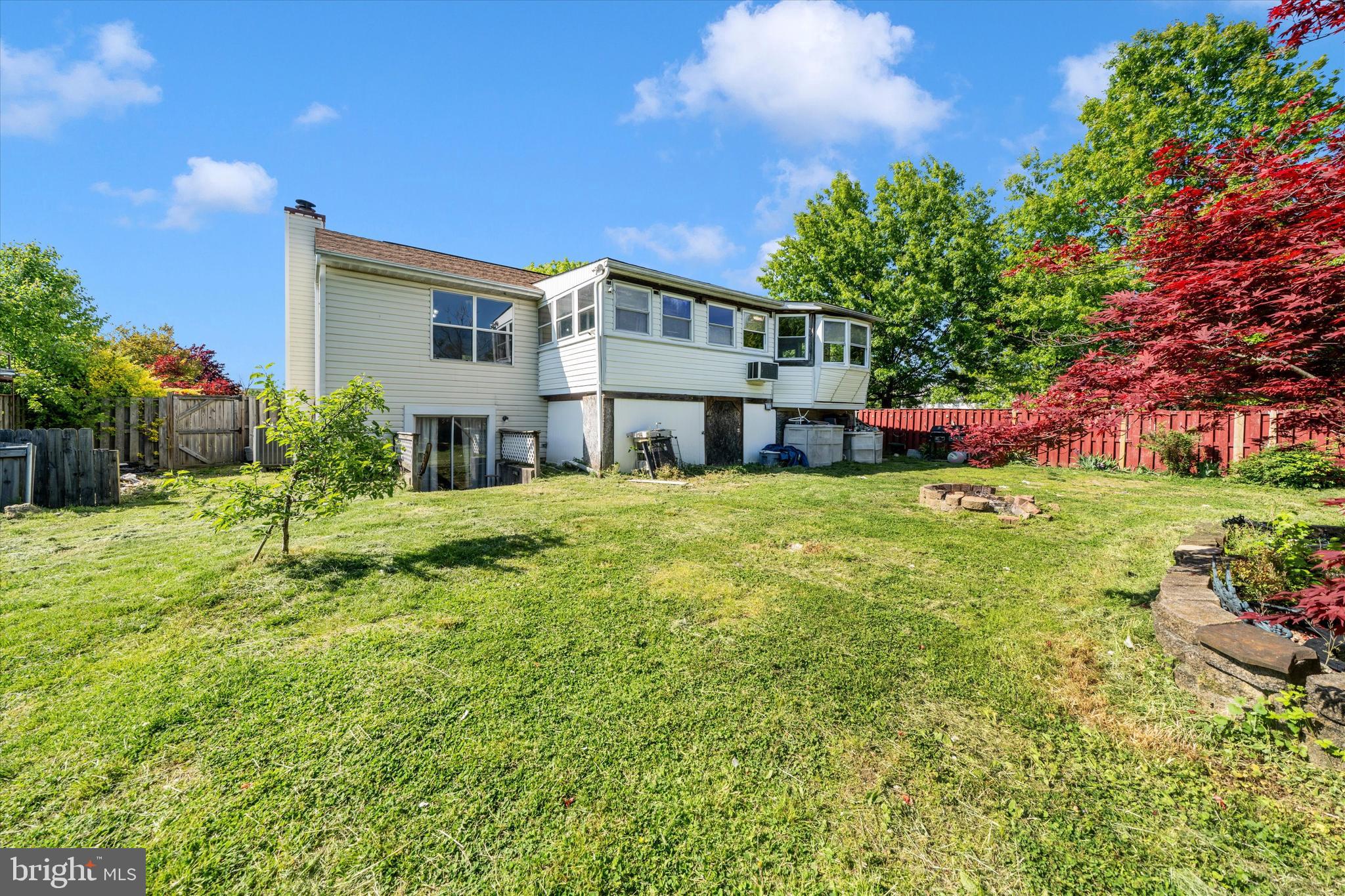 VILLAGE OF PAWNEE - Residential