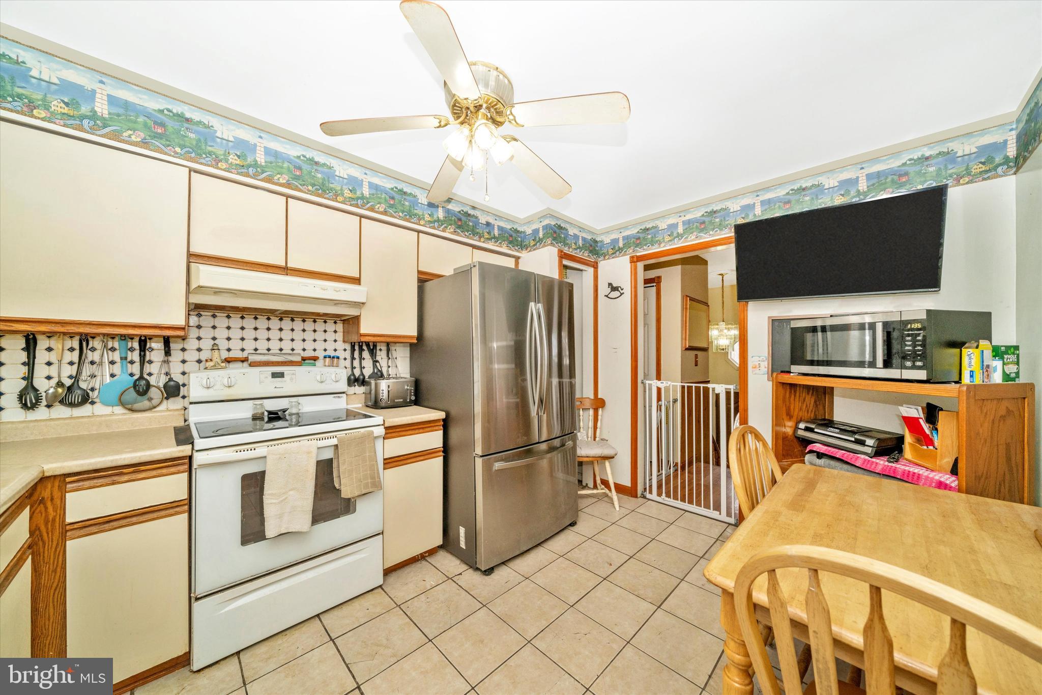 VILLAGE OF PAWNEE - Residential