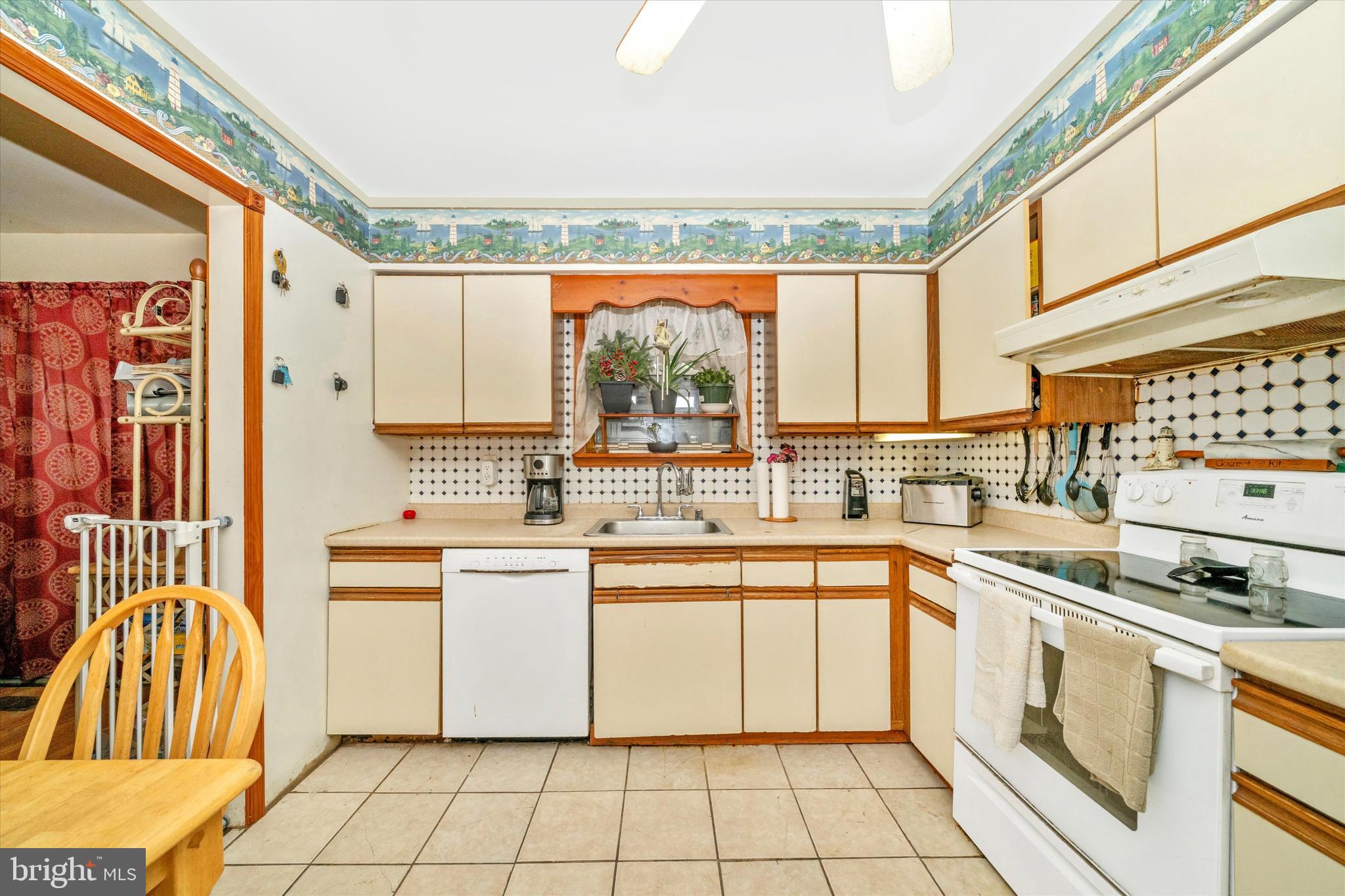 VILLAGE OF PAWNEE - Residential