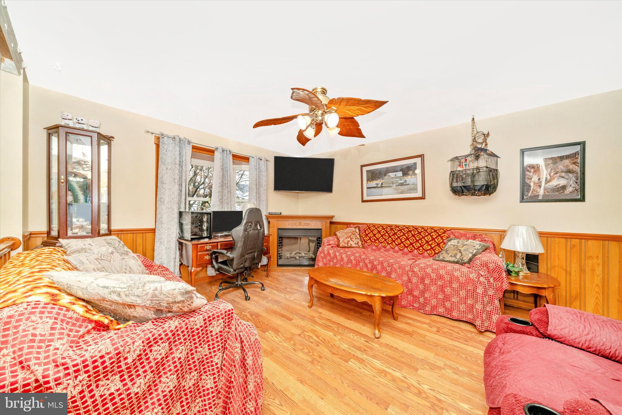 VILLAGE OF PAWNEE - Residential