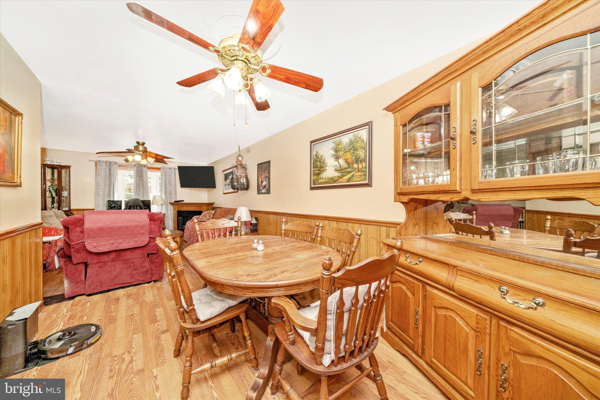 VILLAGE OF PAWNEE - Residential