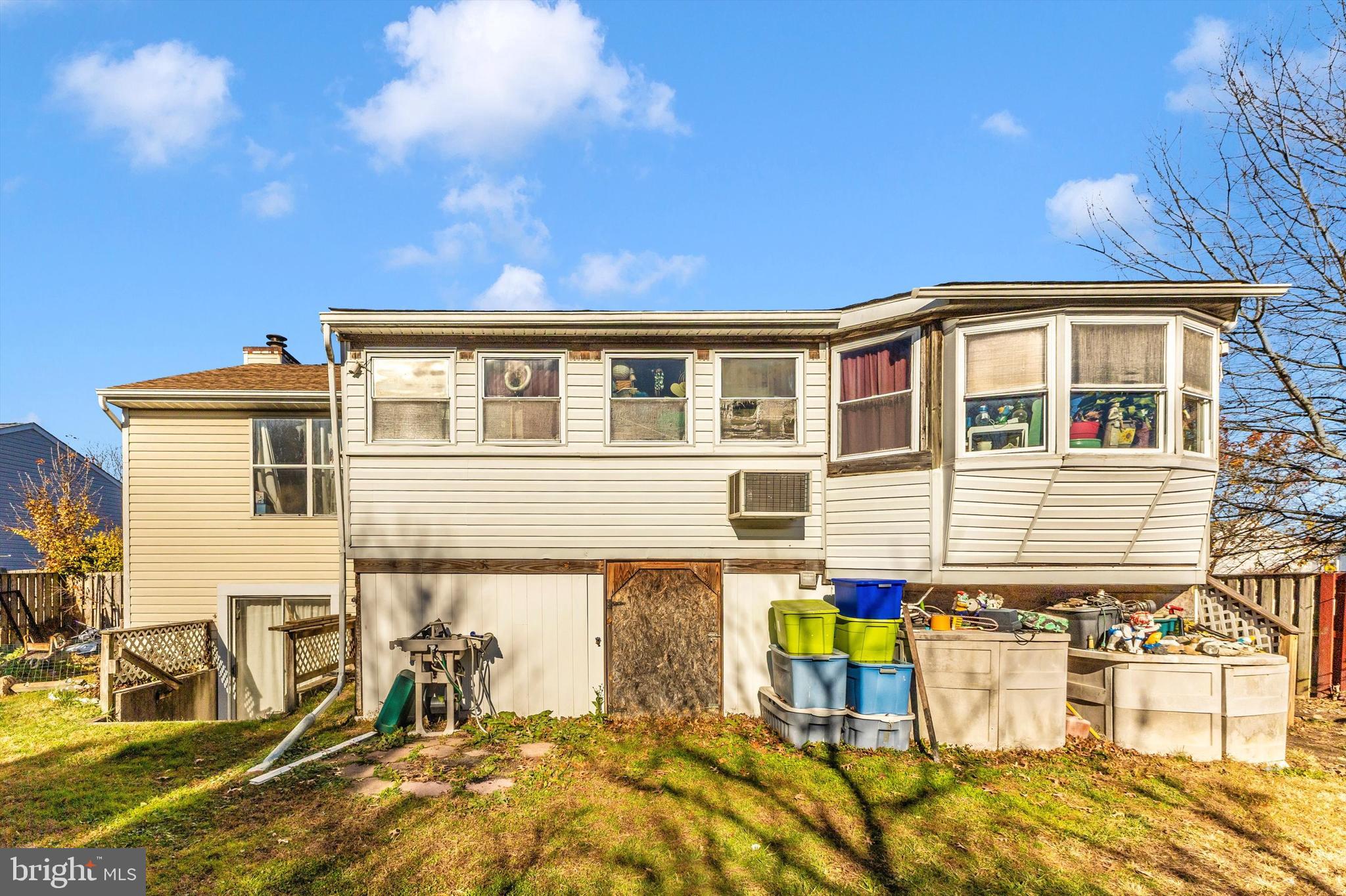 VILLAGE OF PAWNEE - Residential