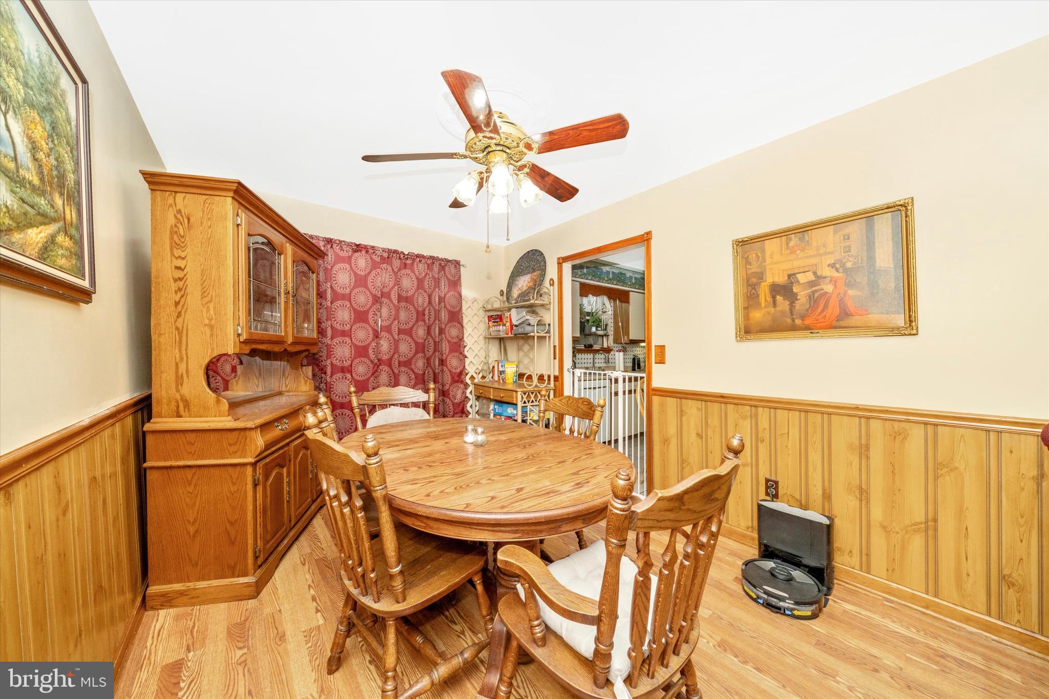 VILLAGE OF PAWNEE - Residential