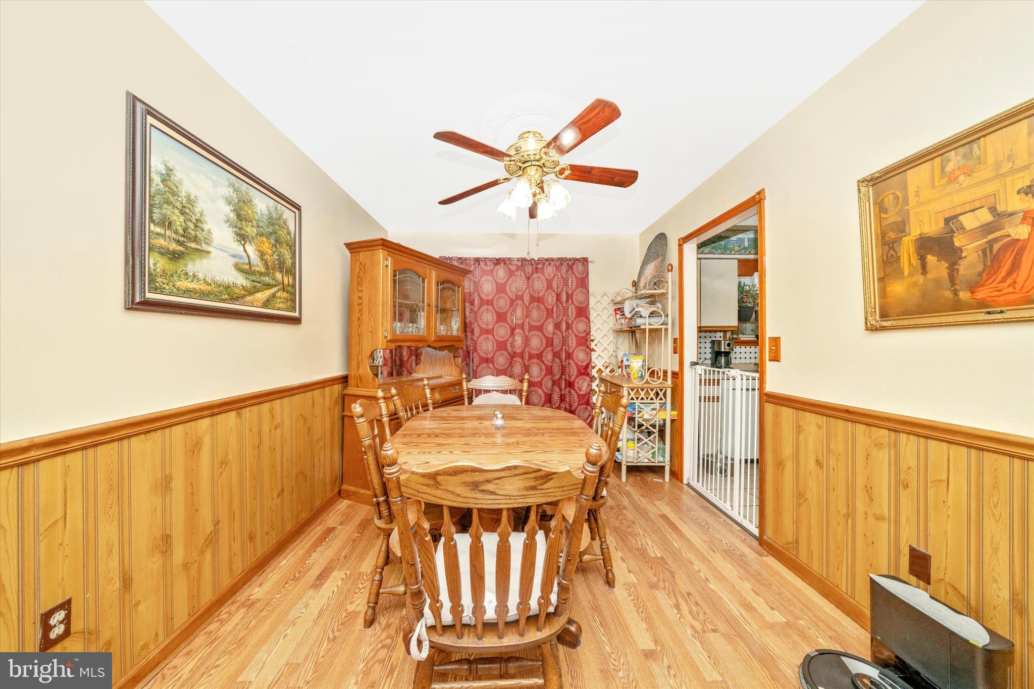 VILLAGE OF PAWNEE - Residential