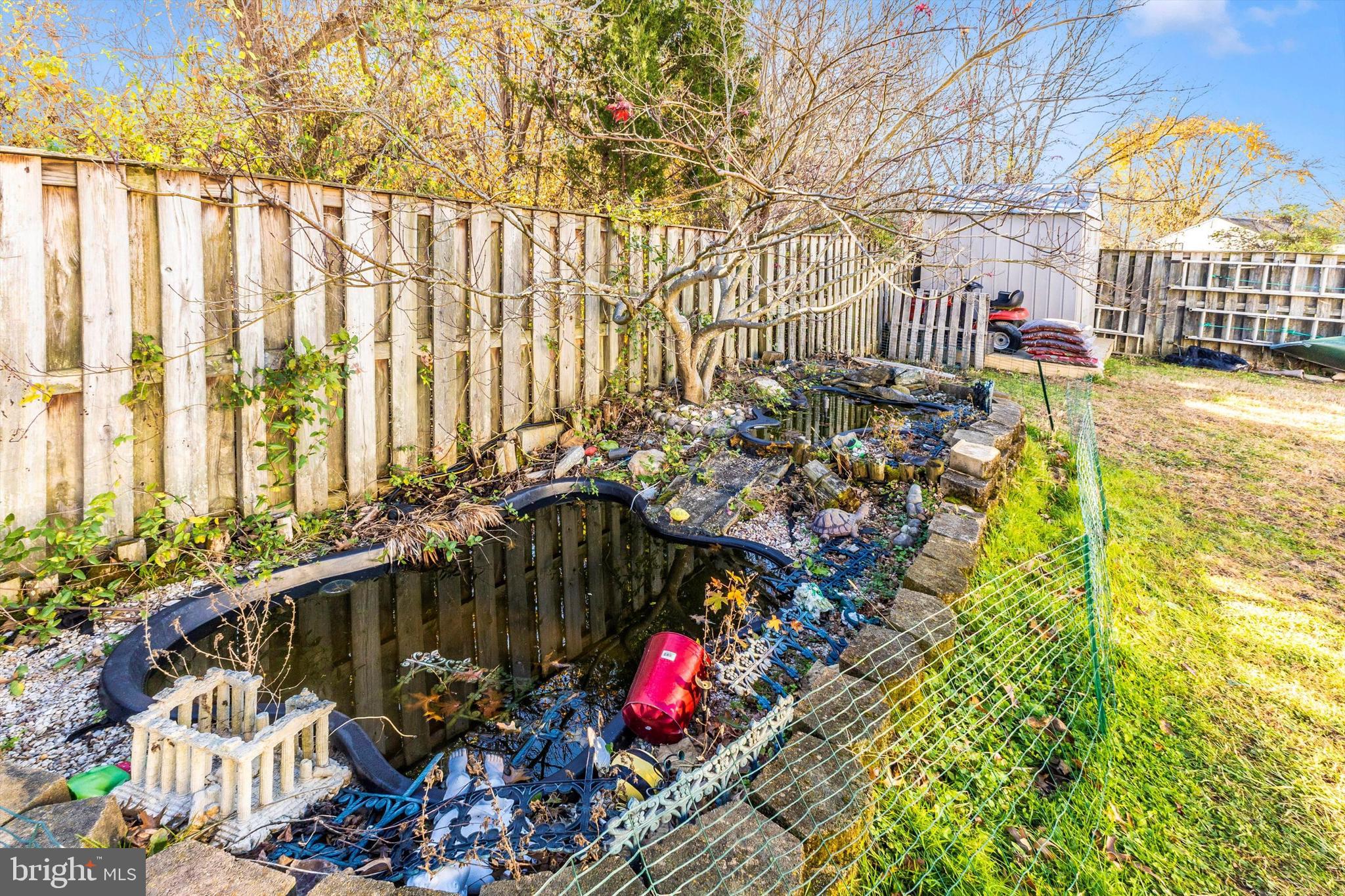 VILLAGE OF PAWNEE - Residential