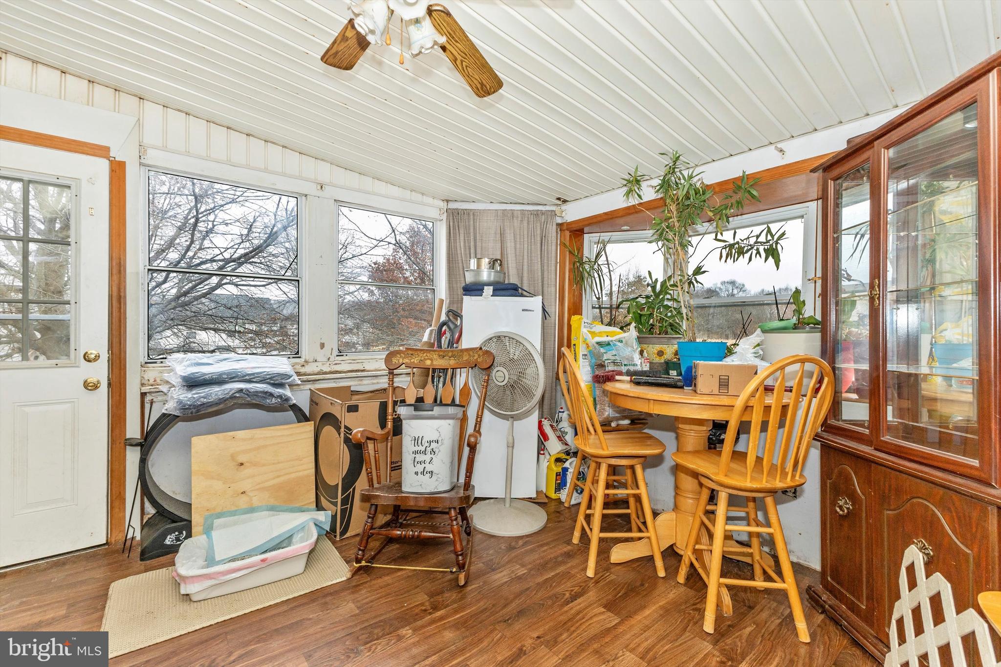 VILLAGE OF PAWNEE - Residential