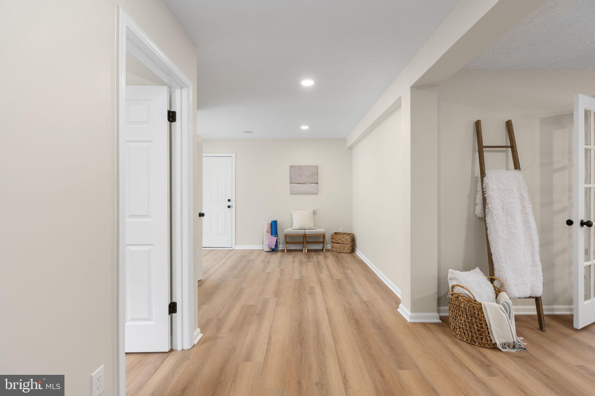 GRAHAM PARK SHORES - Residential