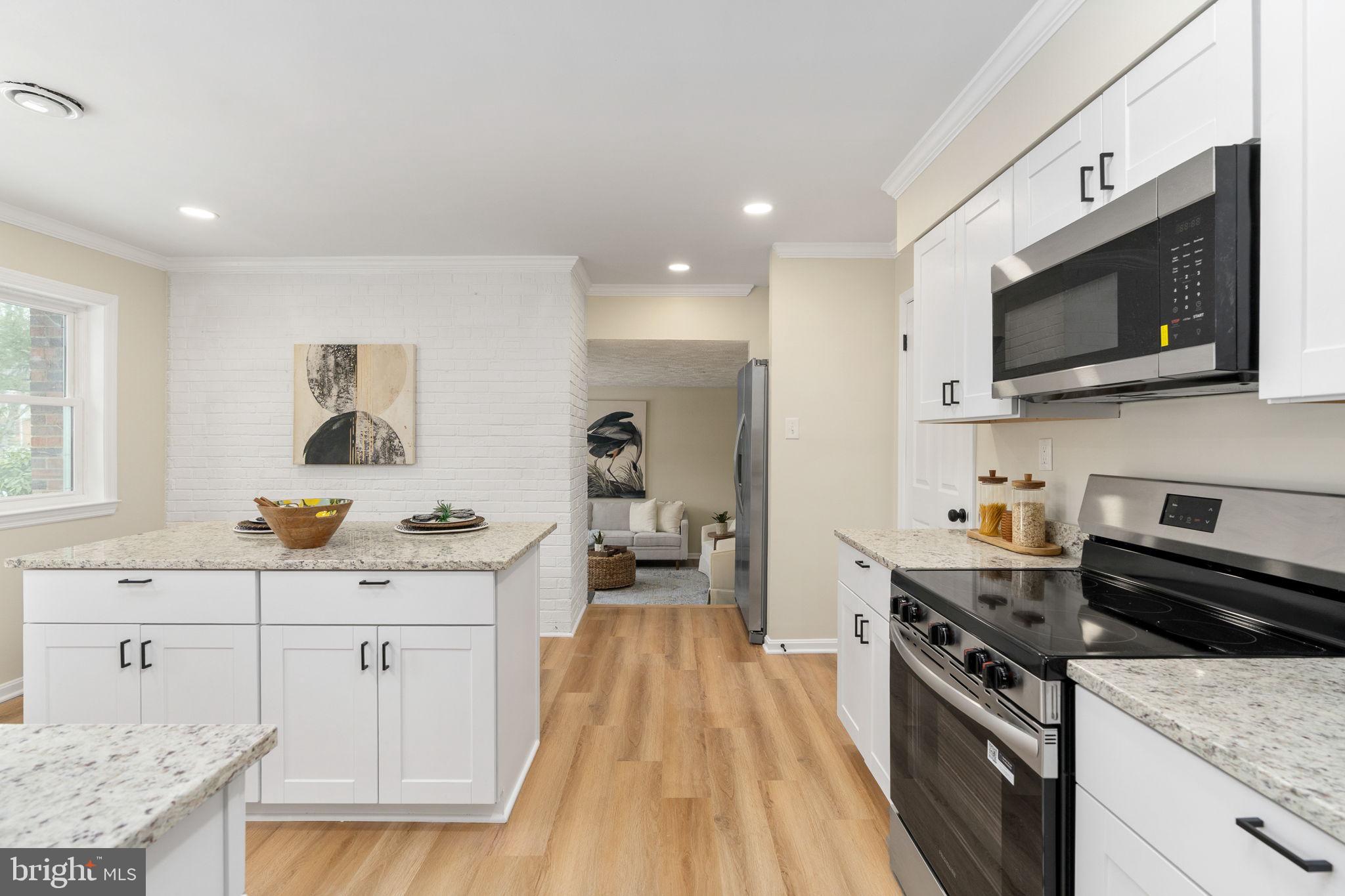 GRAHAM PARK SHORES - Residential