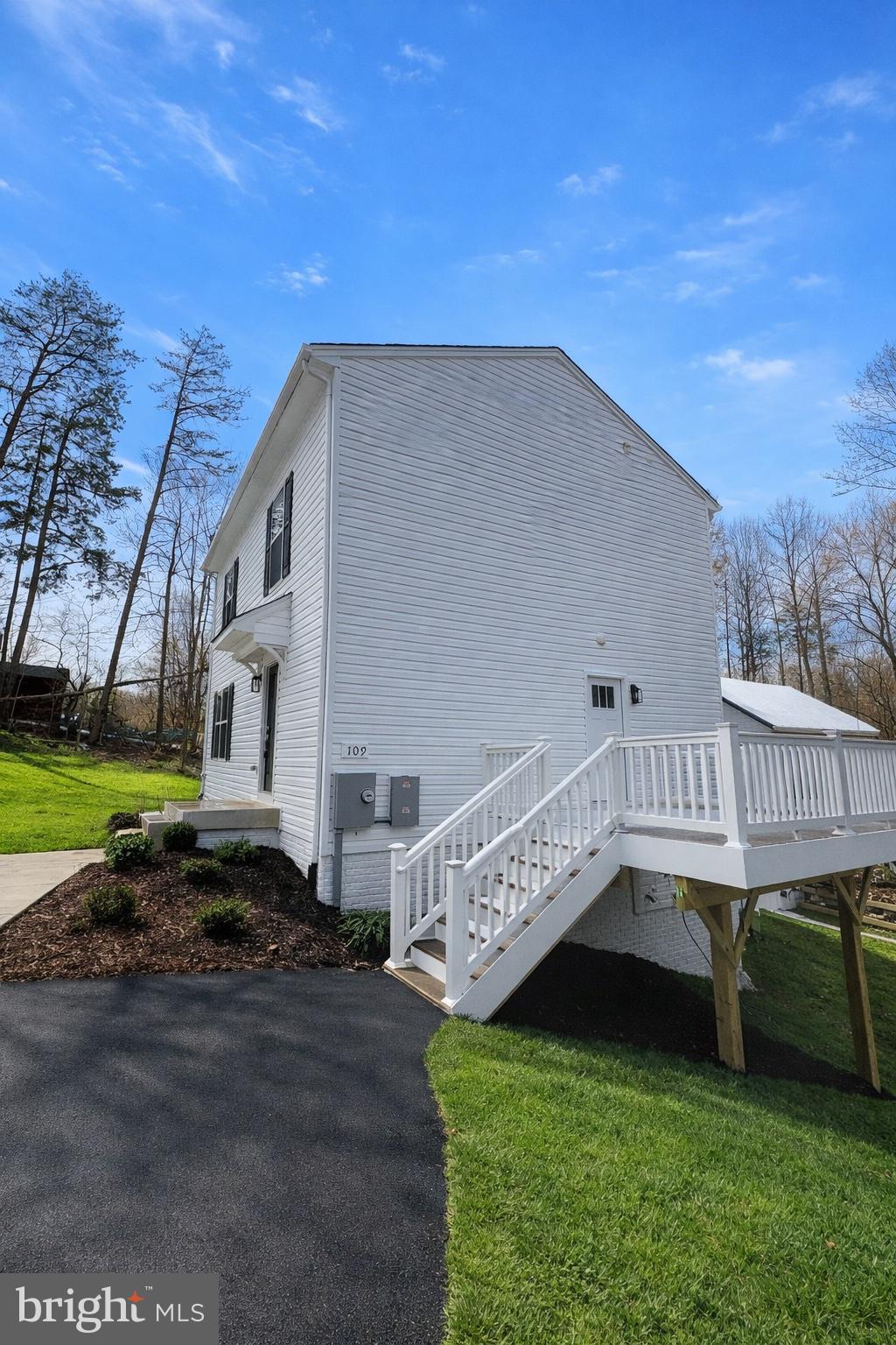 109 LONGVIEW DRIVE