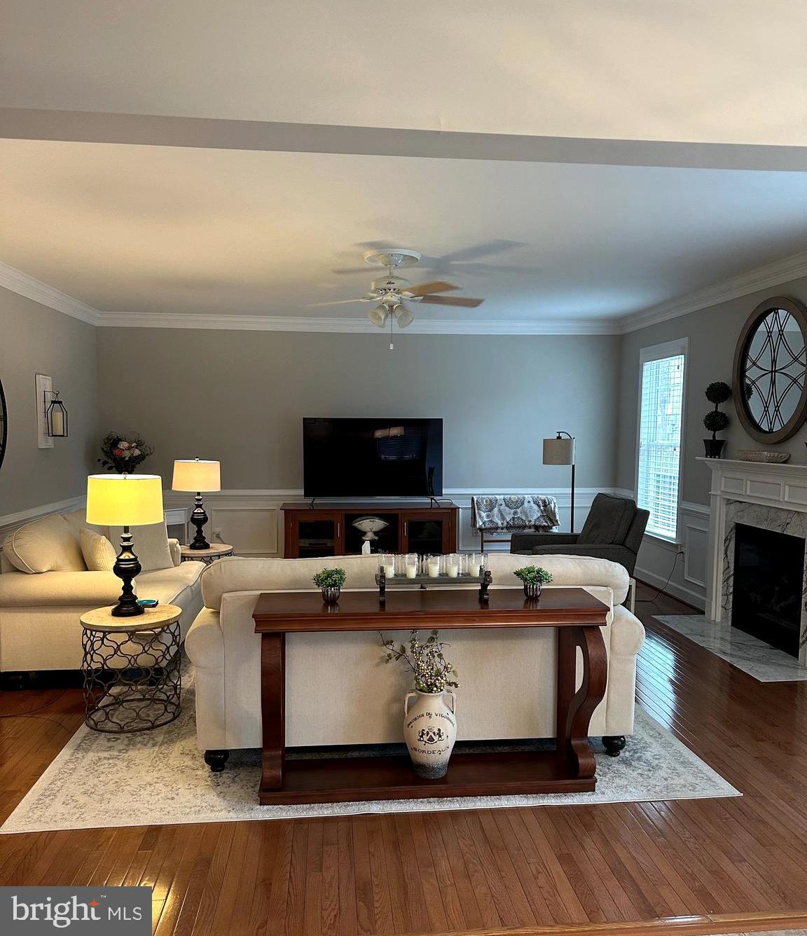 COLES RUN MANOR - Residential