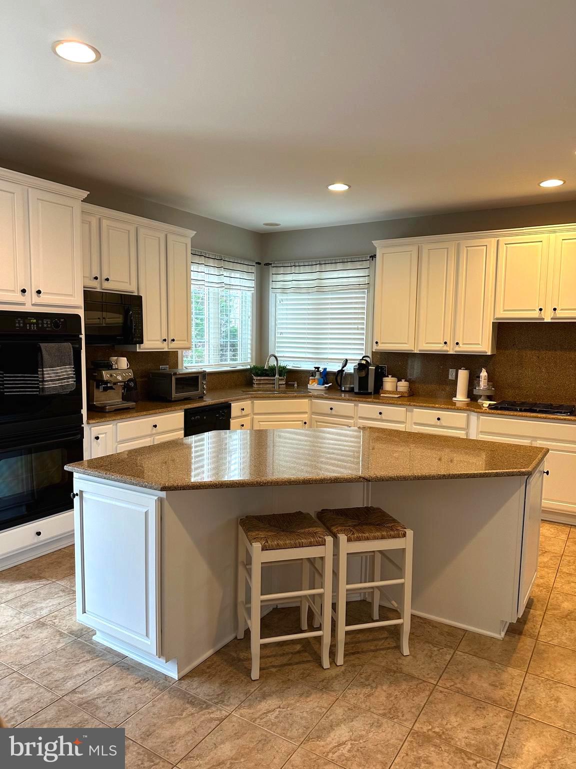 COLES RUN MANOR - Residential