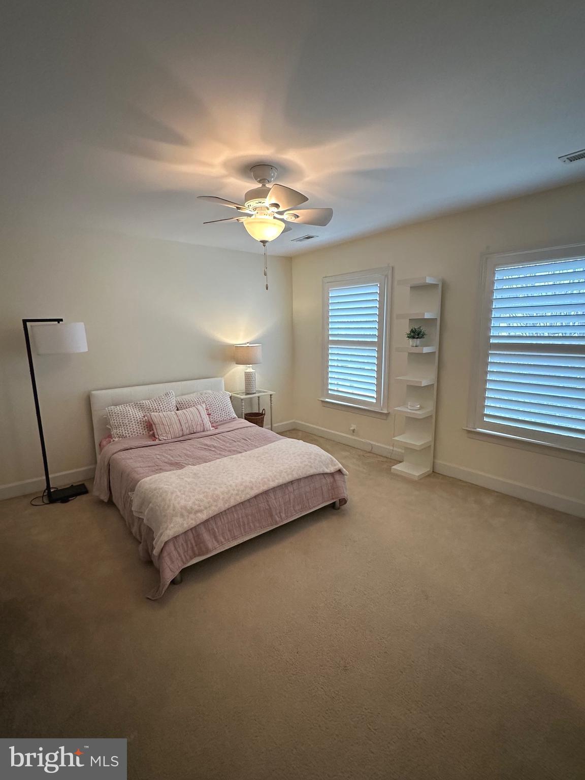 COLES RUN MANOR - Residential