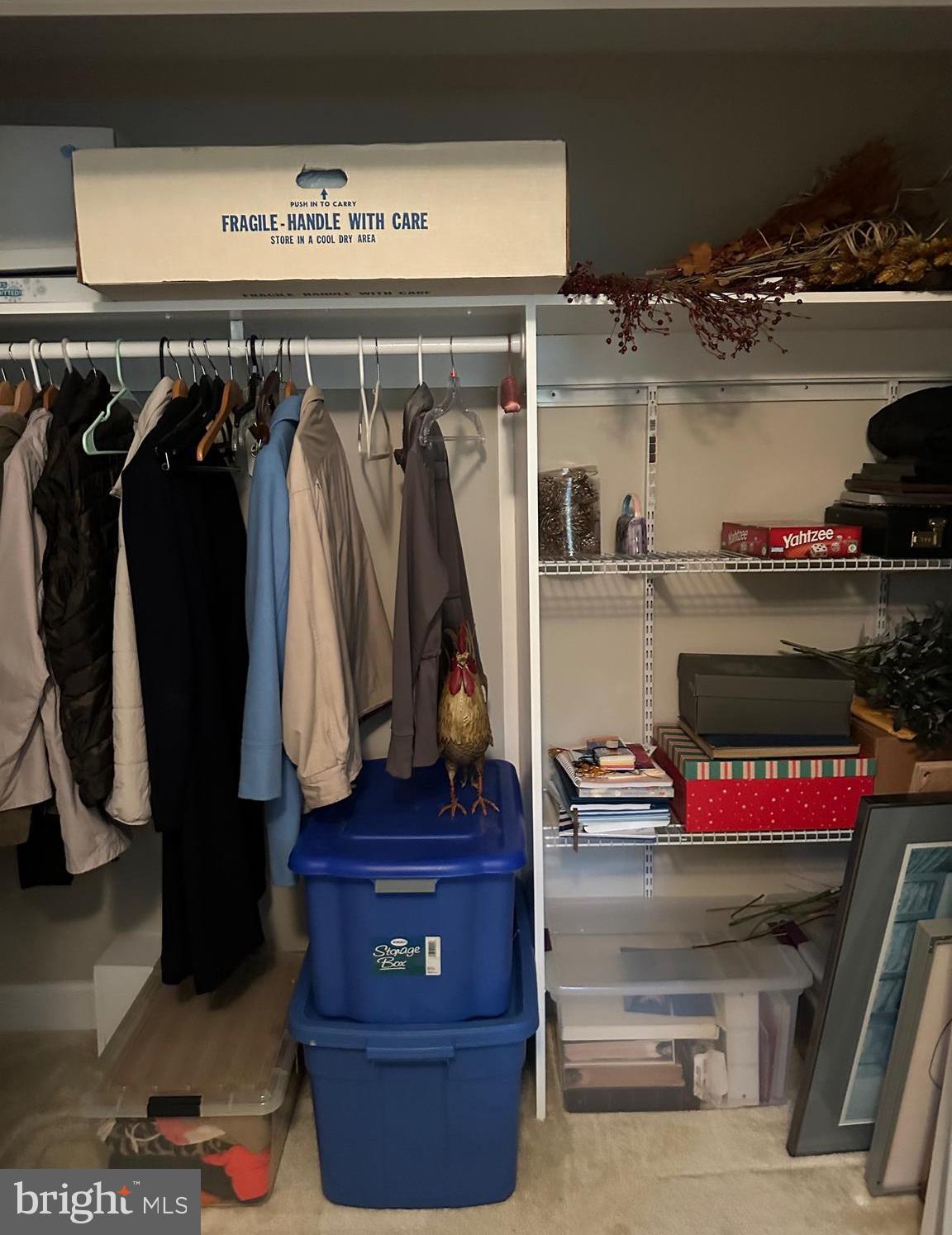 COLES RUN MANOR - Residential