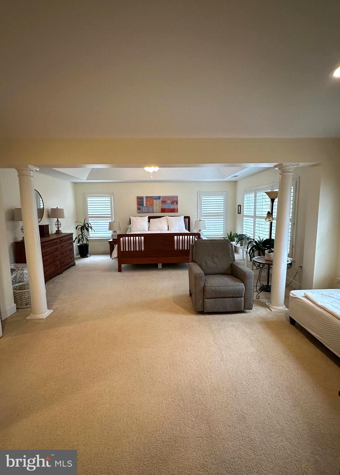 COLES RUN MANOR - Residential