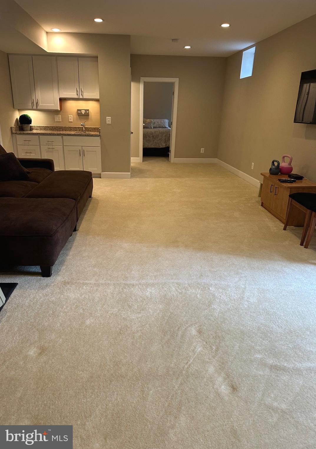 COLES RUN MANOR - Residential