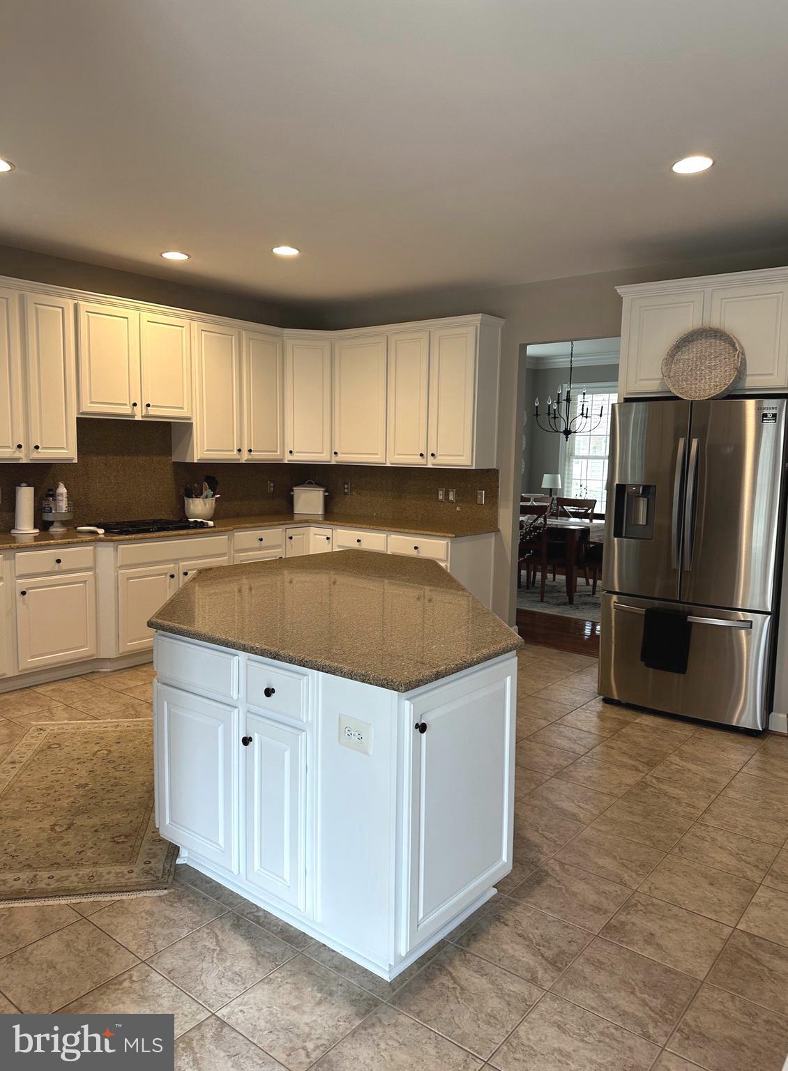 COLES RUN MANOR - Residential