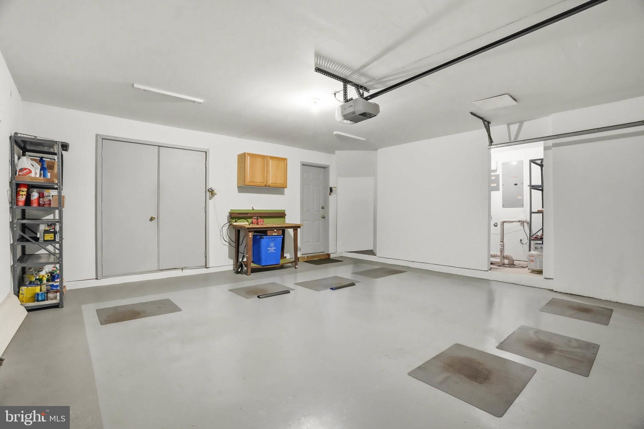 KENSINGTON CROSSING - Residential