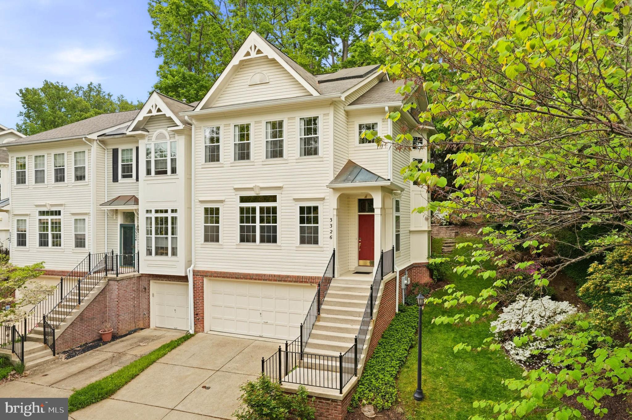 KENSINGTON CROSSING - Residential