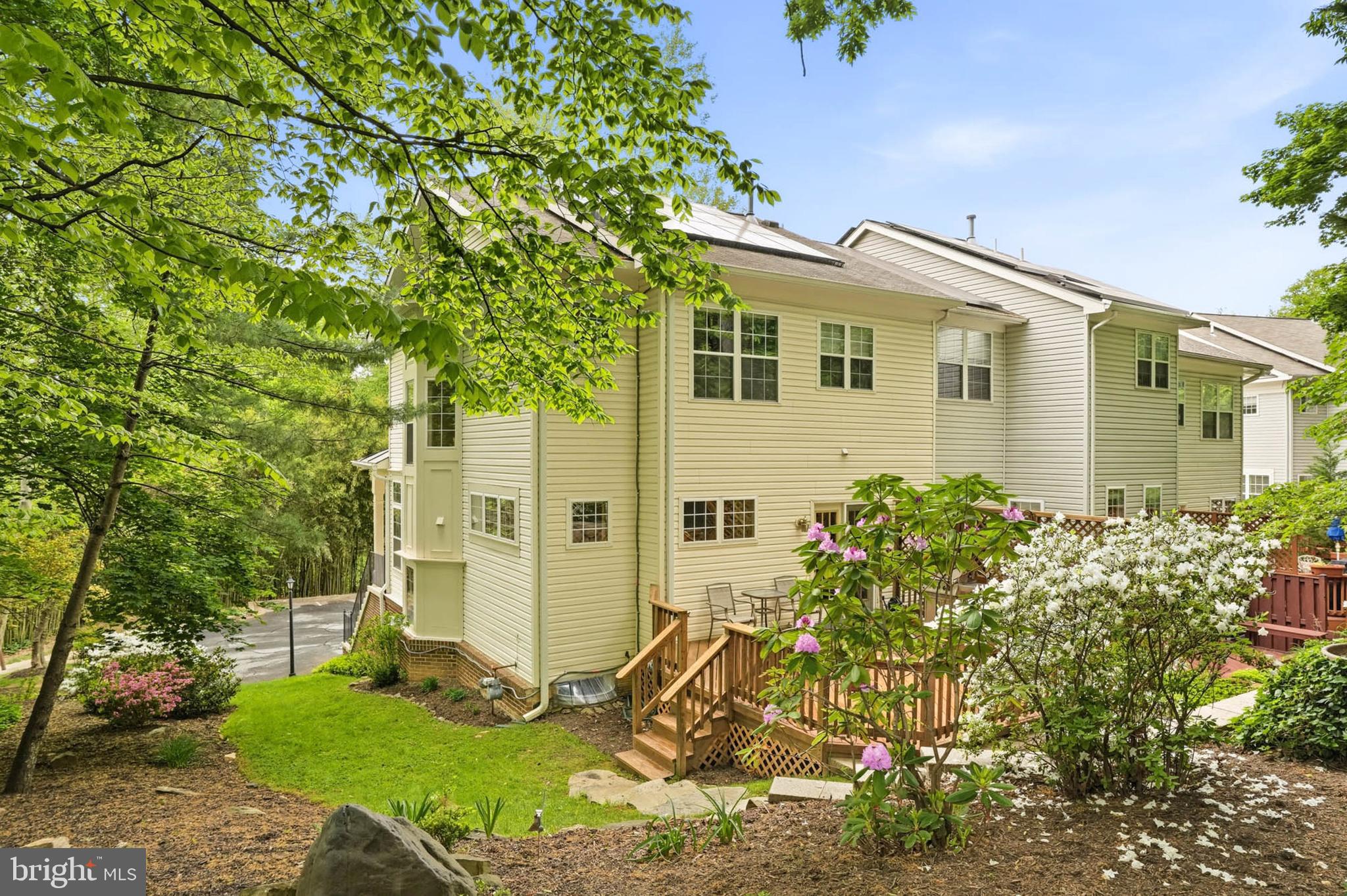 KENSINGTON CROSSING - Residential