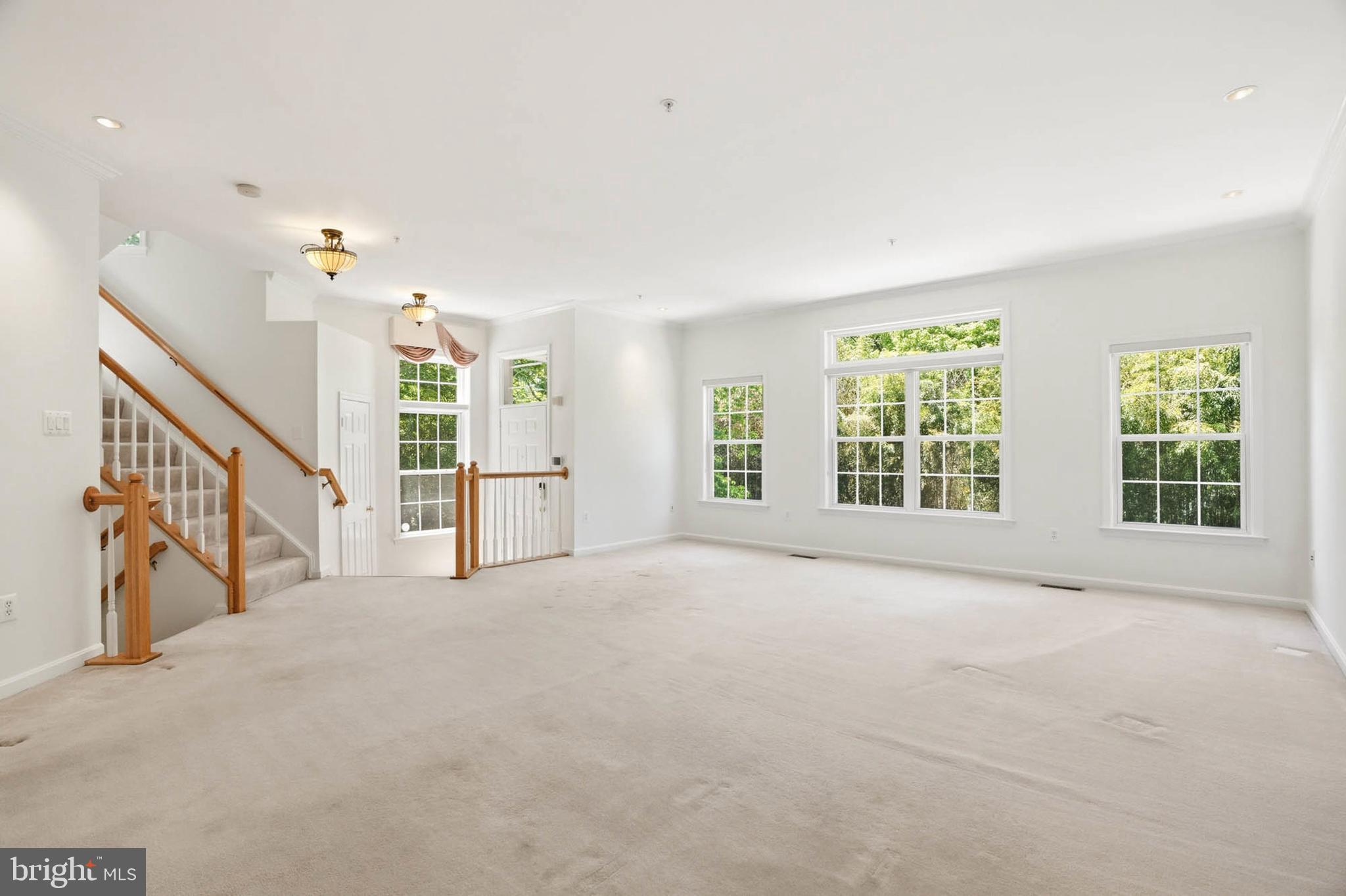 KENSINGTON CROSSING - Residential