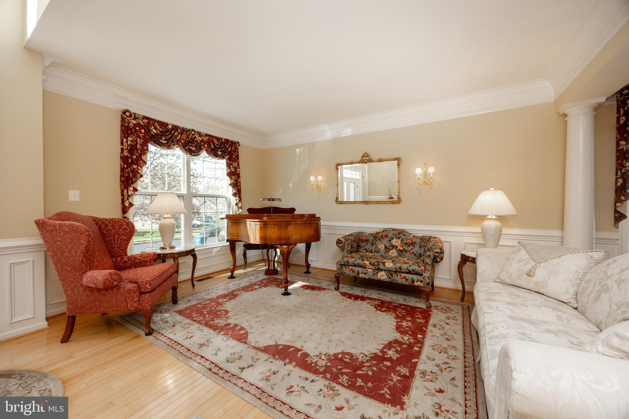 RIVERCREST - Residential