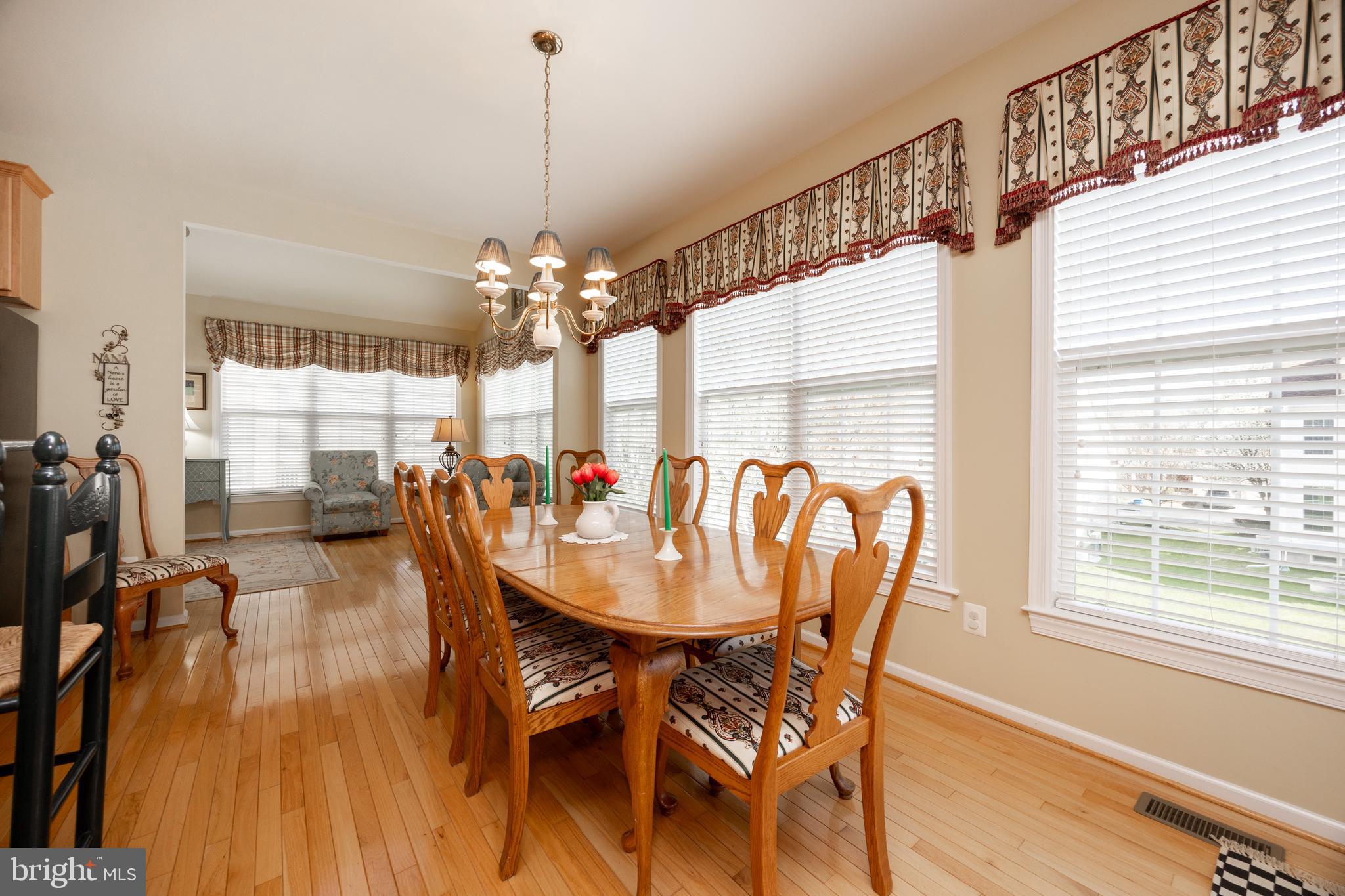 RIVERCREST - Residential