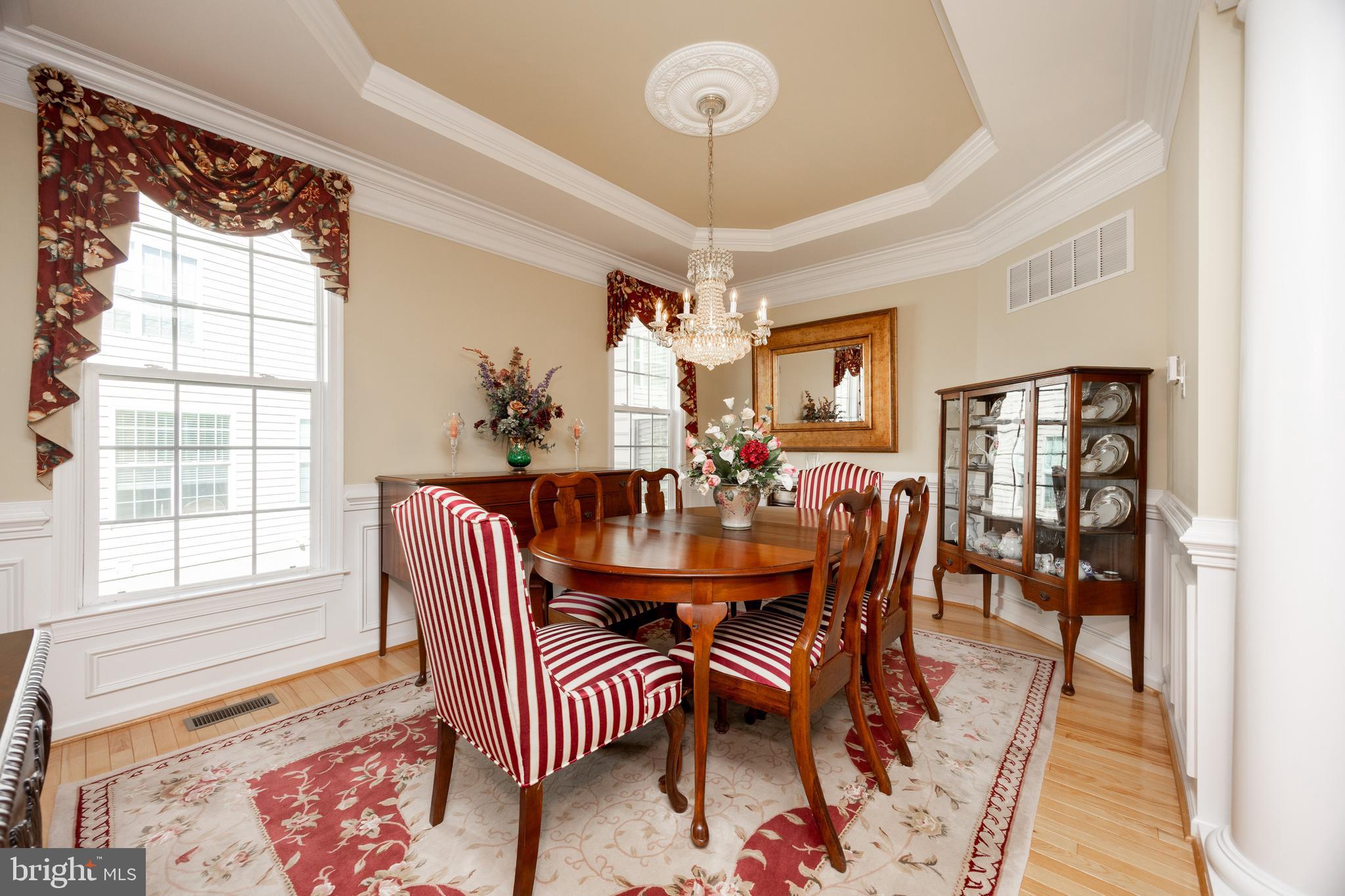 RIVERCREST - Residential