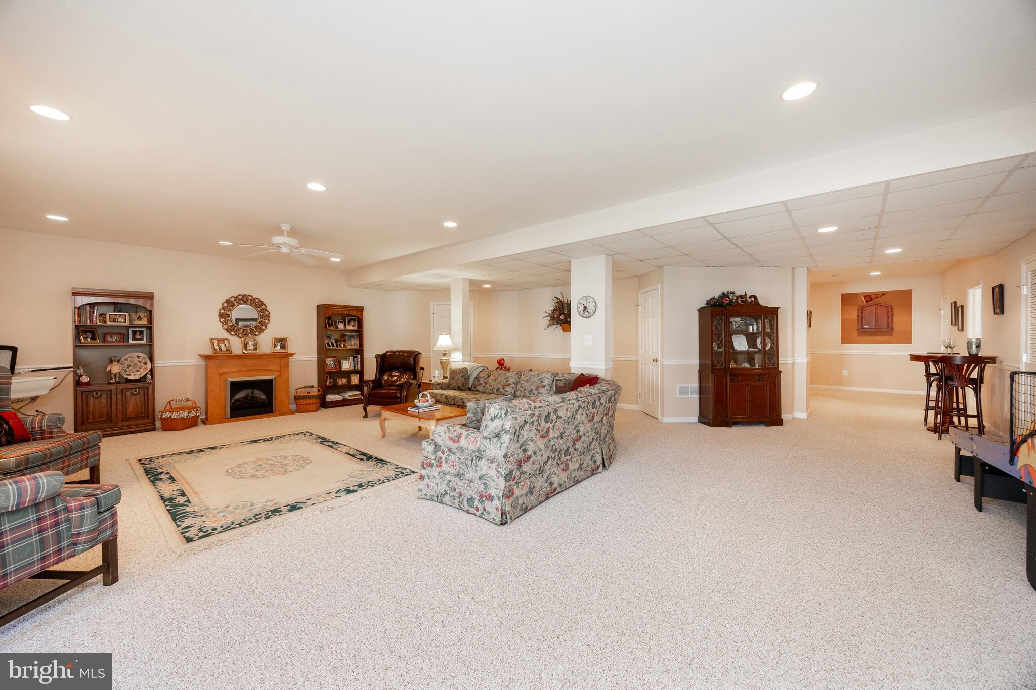 RIVERCREST - Residential