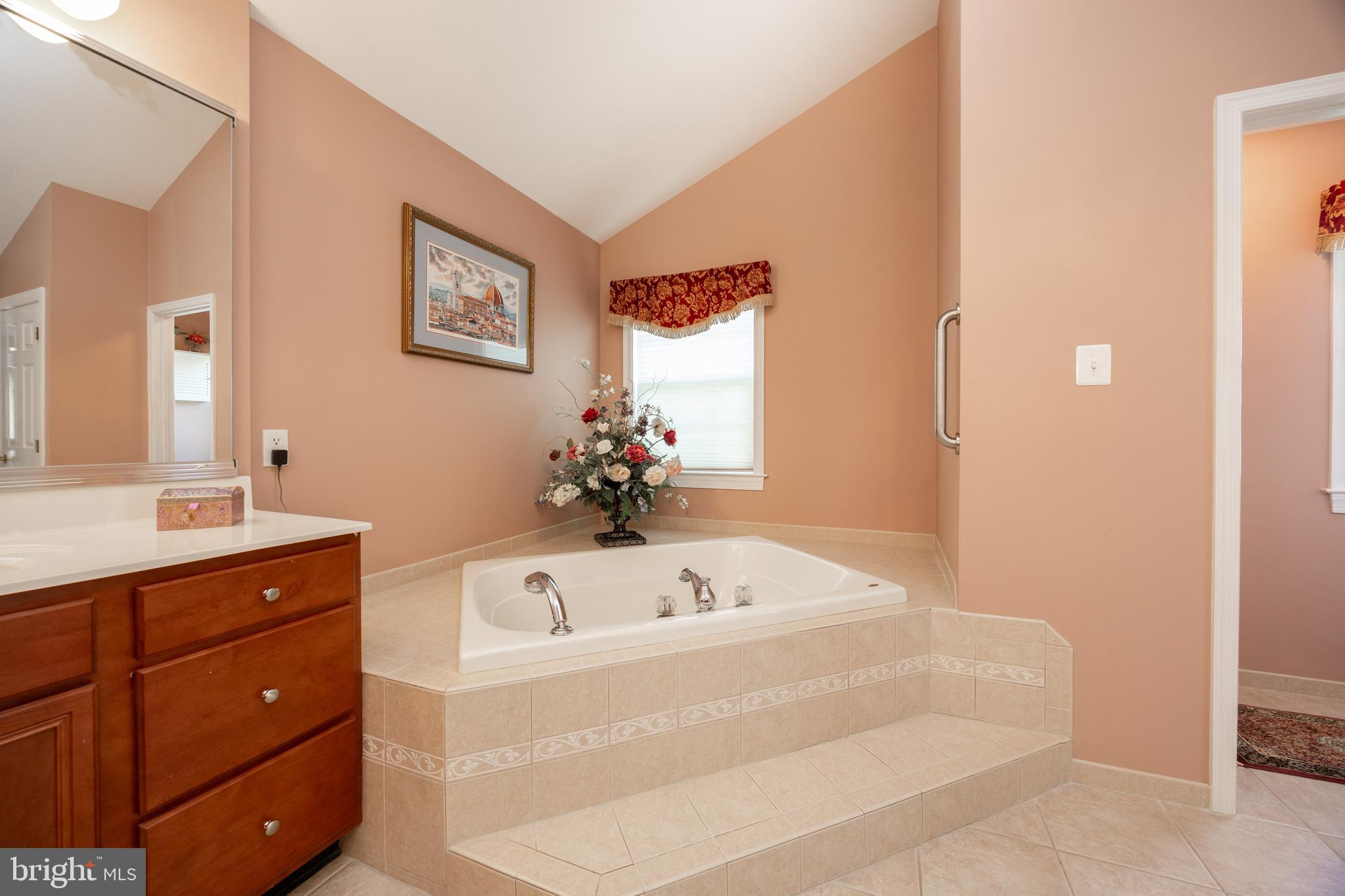 RIVERCREST - Residential