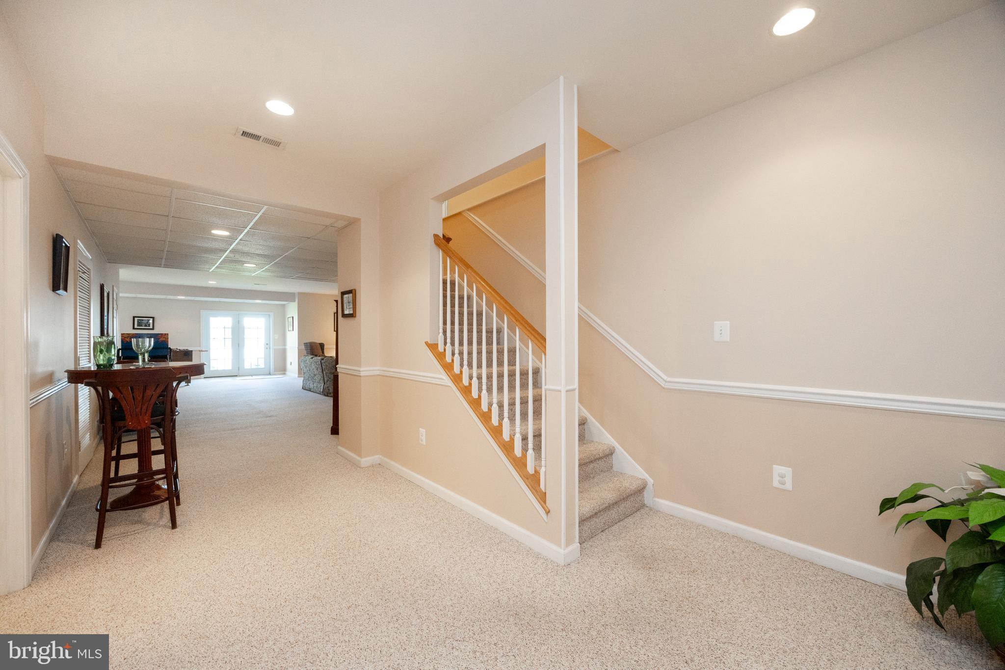 RIVERCREST - Residential