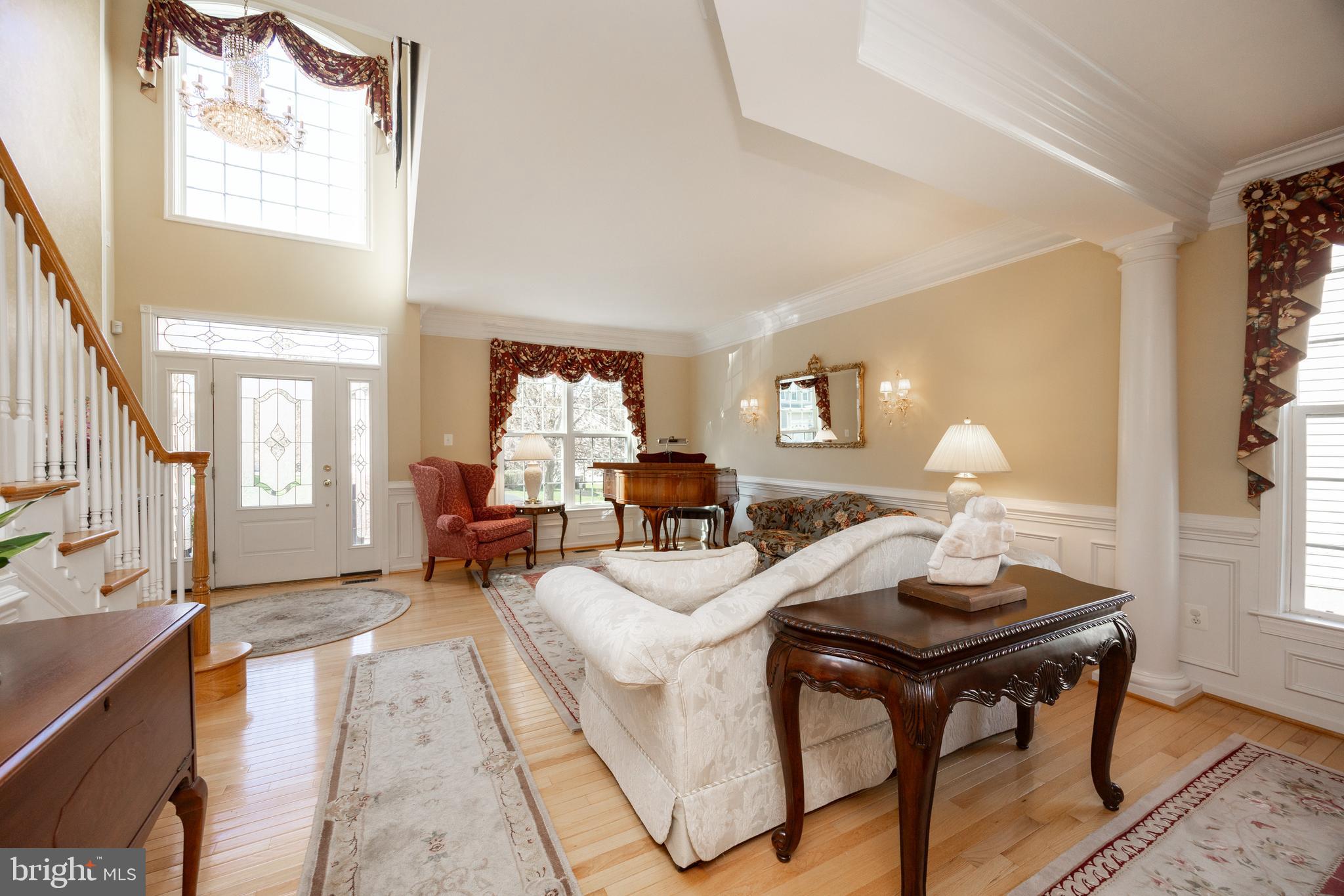 RIVERCREST - Residential