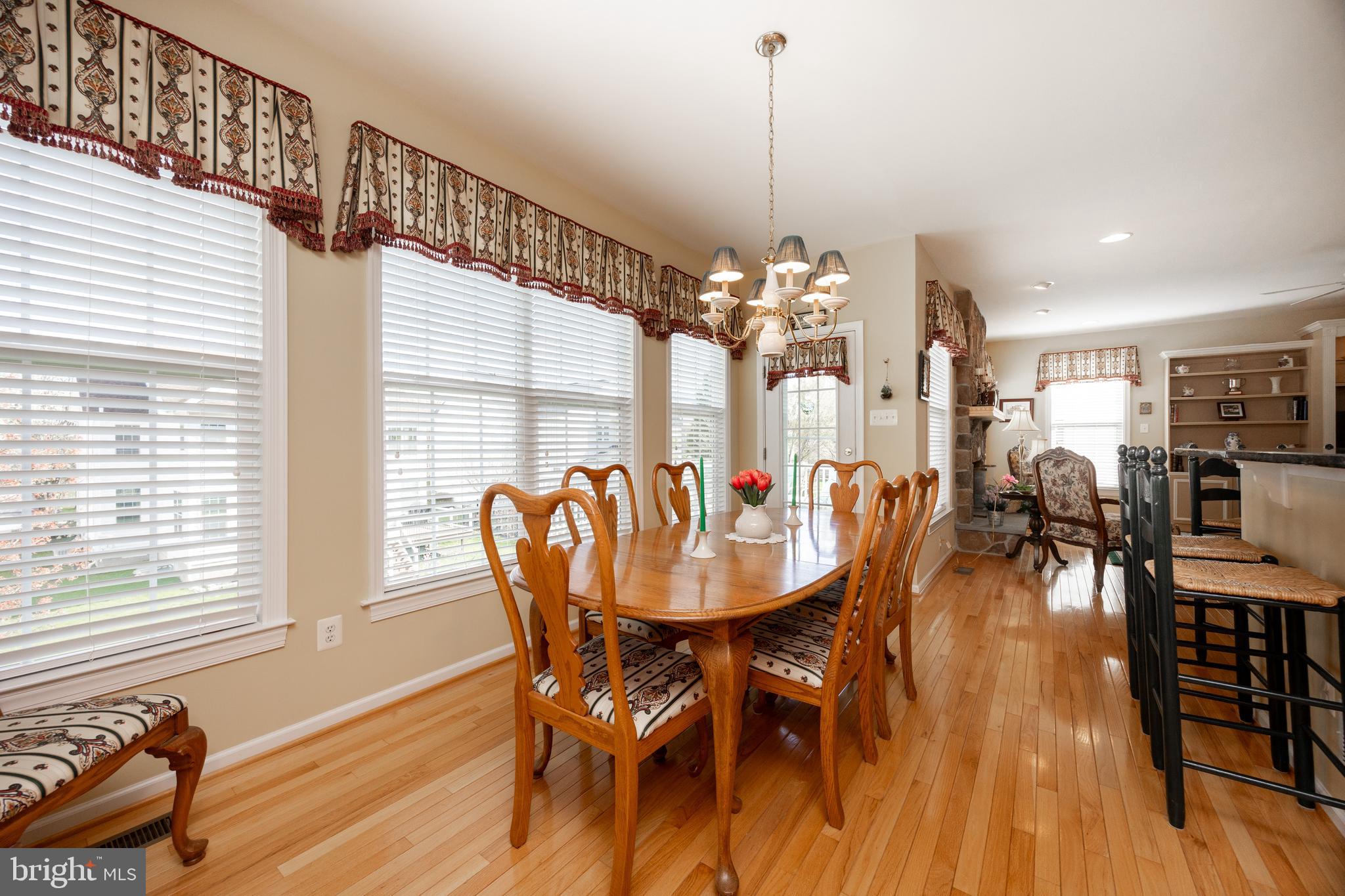 RIVERCREST - Residential